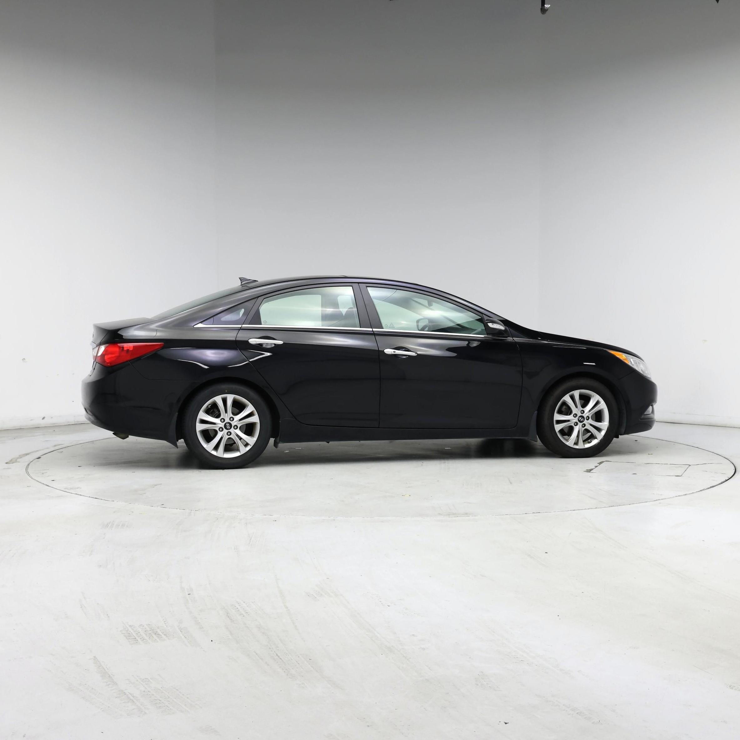 Thumbnail: 2013 Hyundai Sonata - 7
