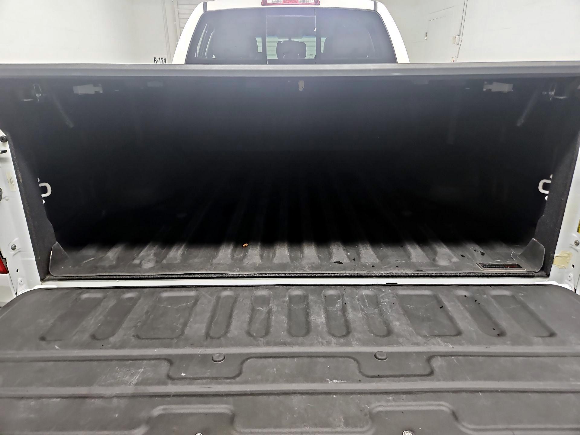 Thumbnail: 2017 Toyota Tundra - 20