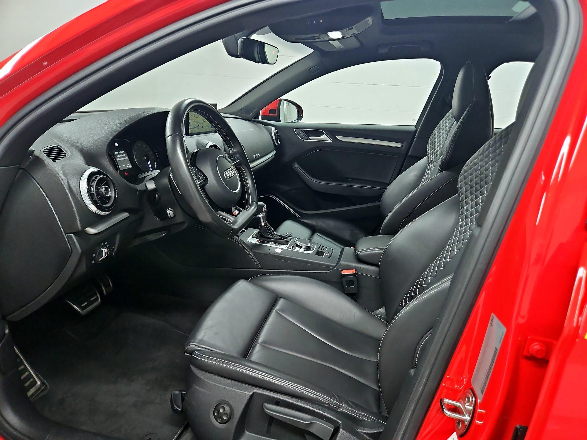 Thumbnail: 2016 Audi S3 - 11