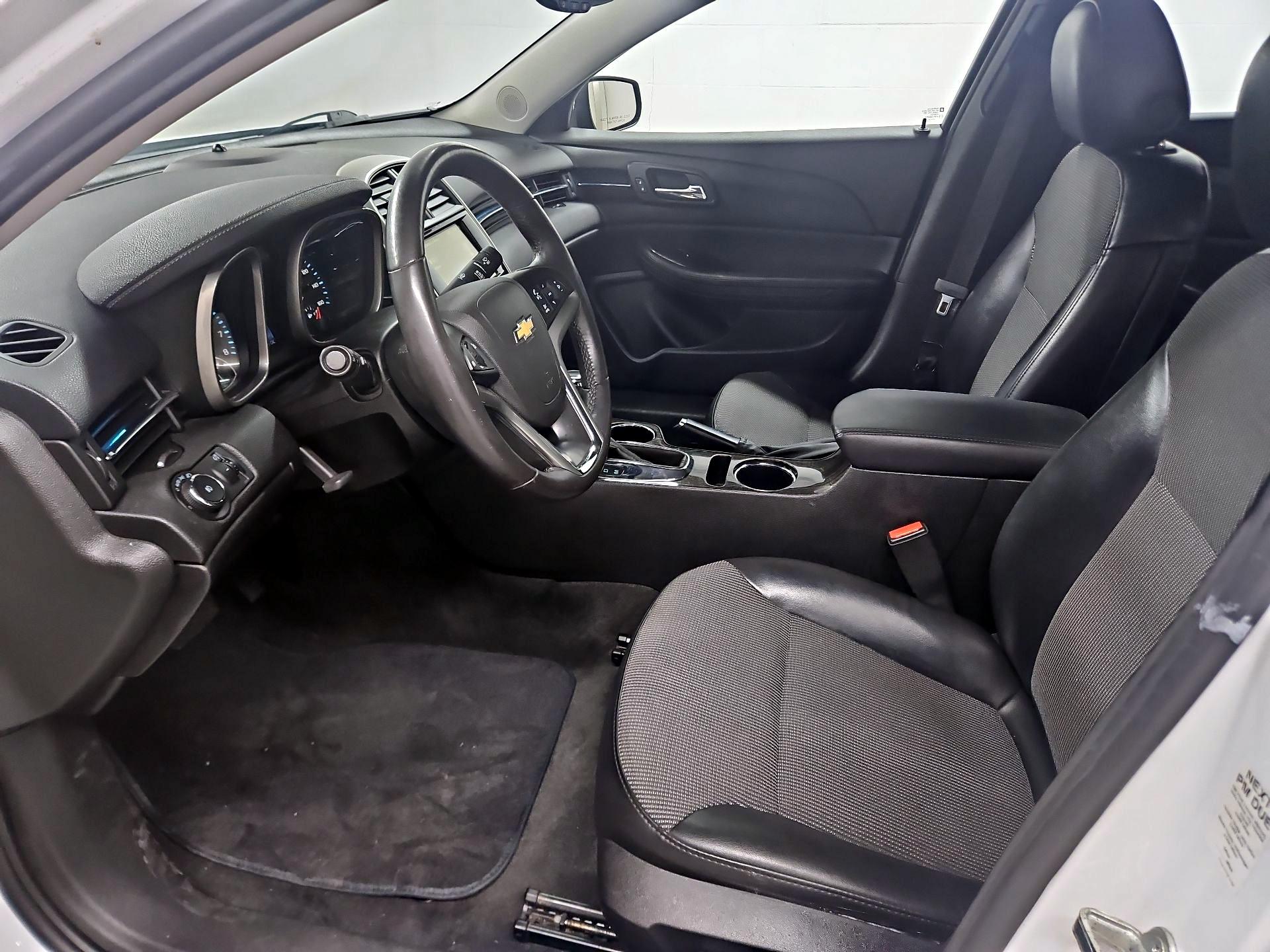 Thumbnail: 2014 Chevrolet Malibu - 11