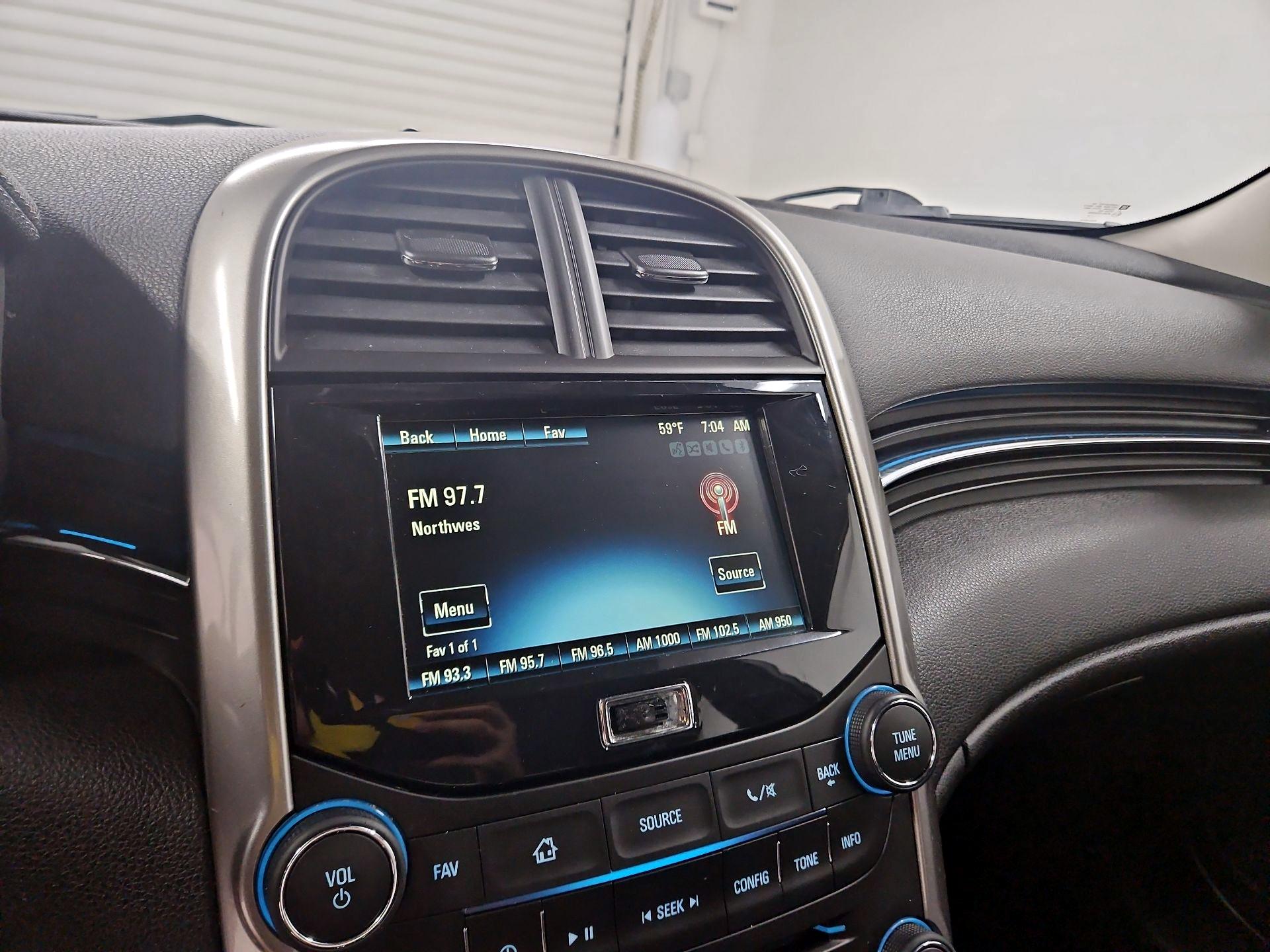 Thumbnail: 2014 Chevrolet Malibu - 14