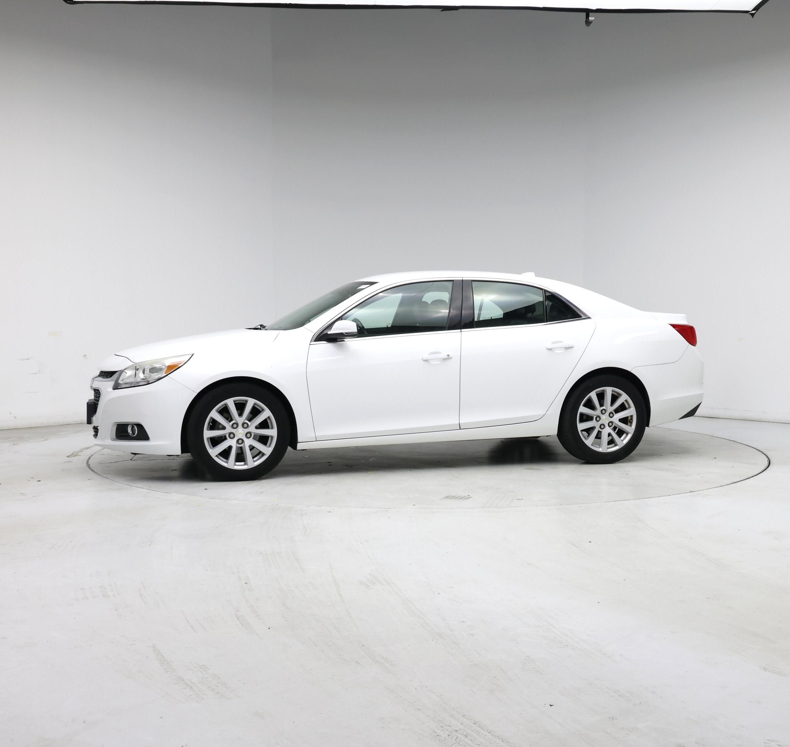 Thumbnail: 2014 Chevrolet Malibu - 3