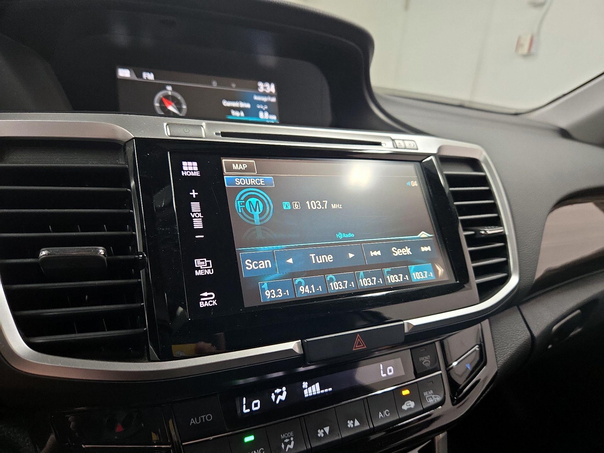 Thumbnail: 2016 Honda Accord - 16