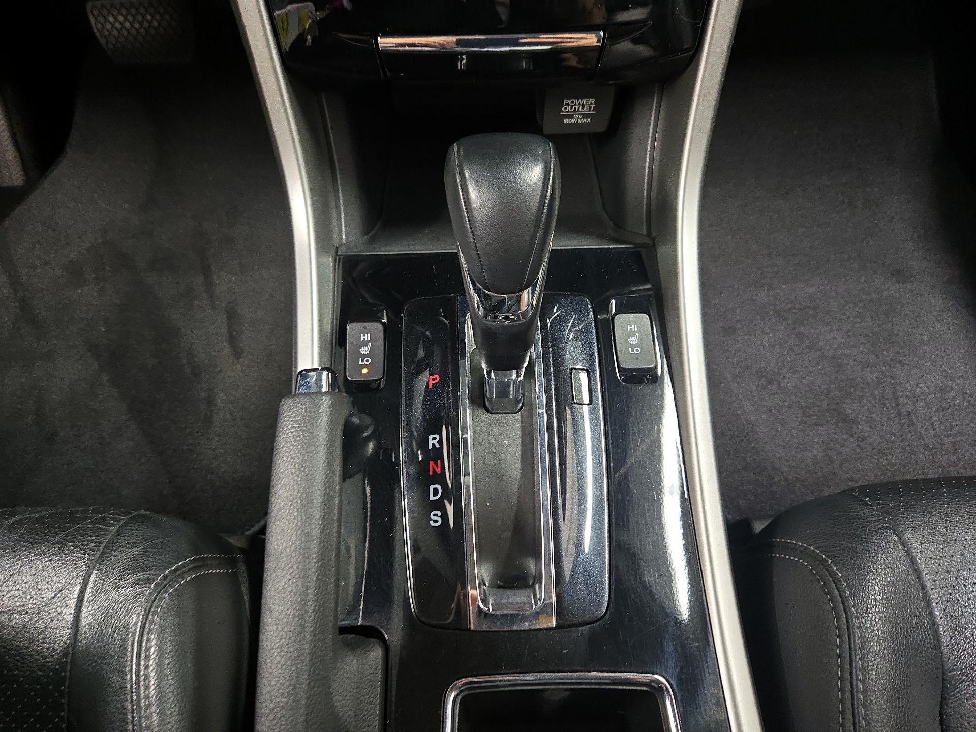 Thumbnail: 2016 Honda Accord - 18