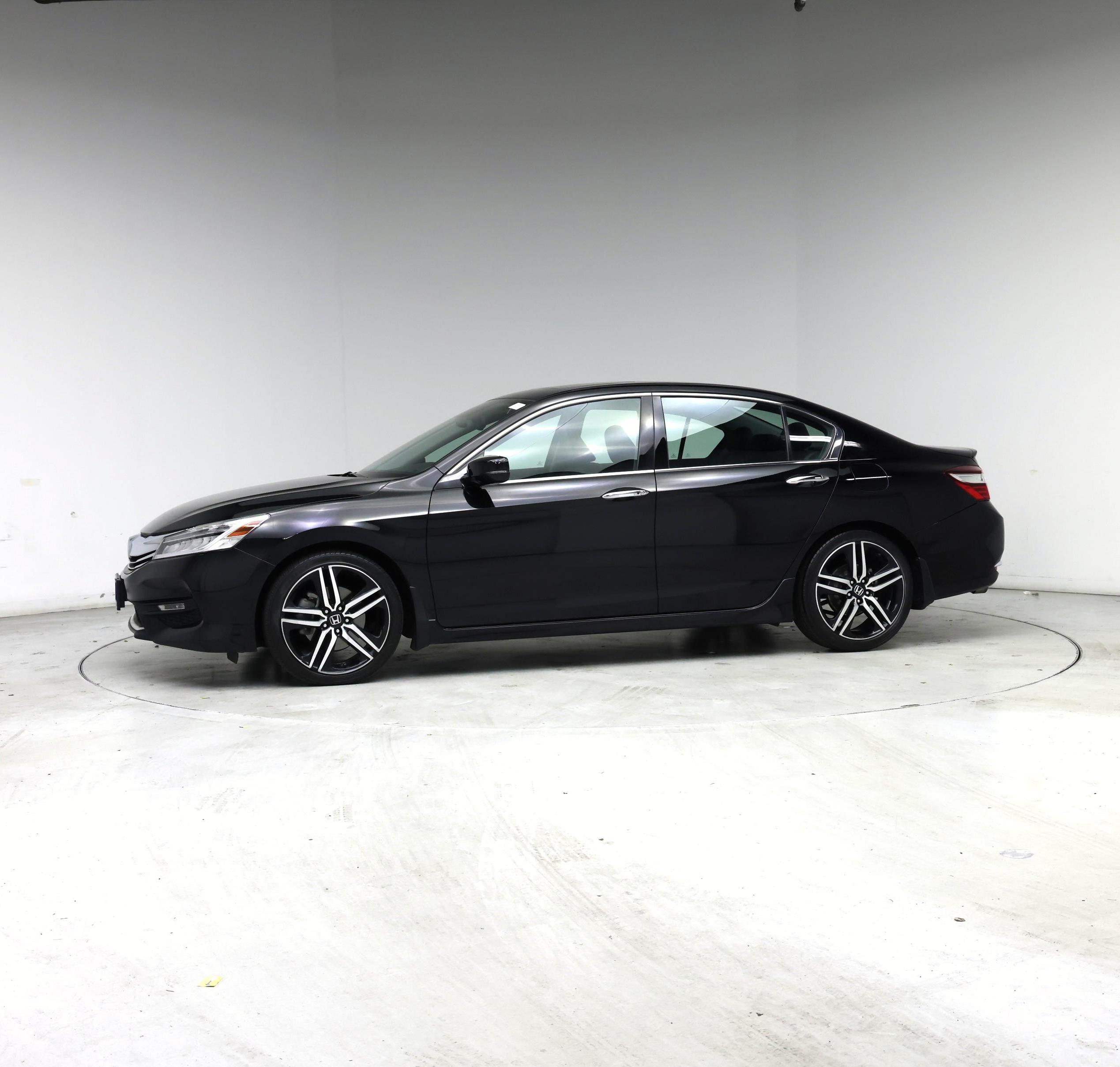 Thumbnail: 2016 Honda Accord - 3