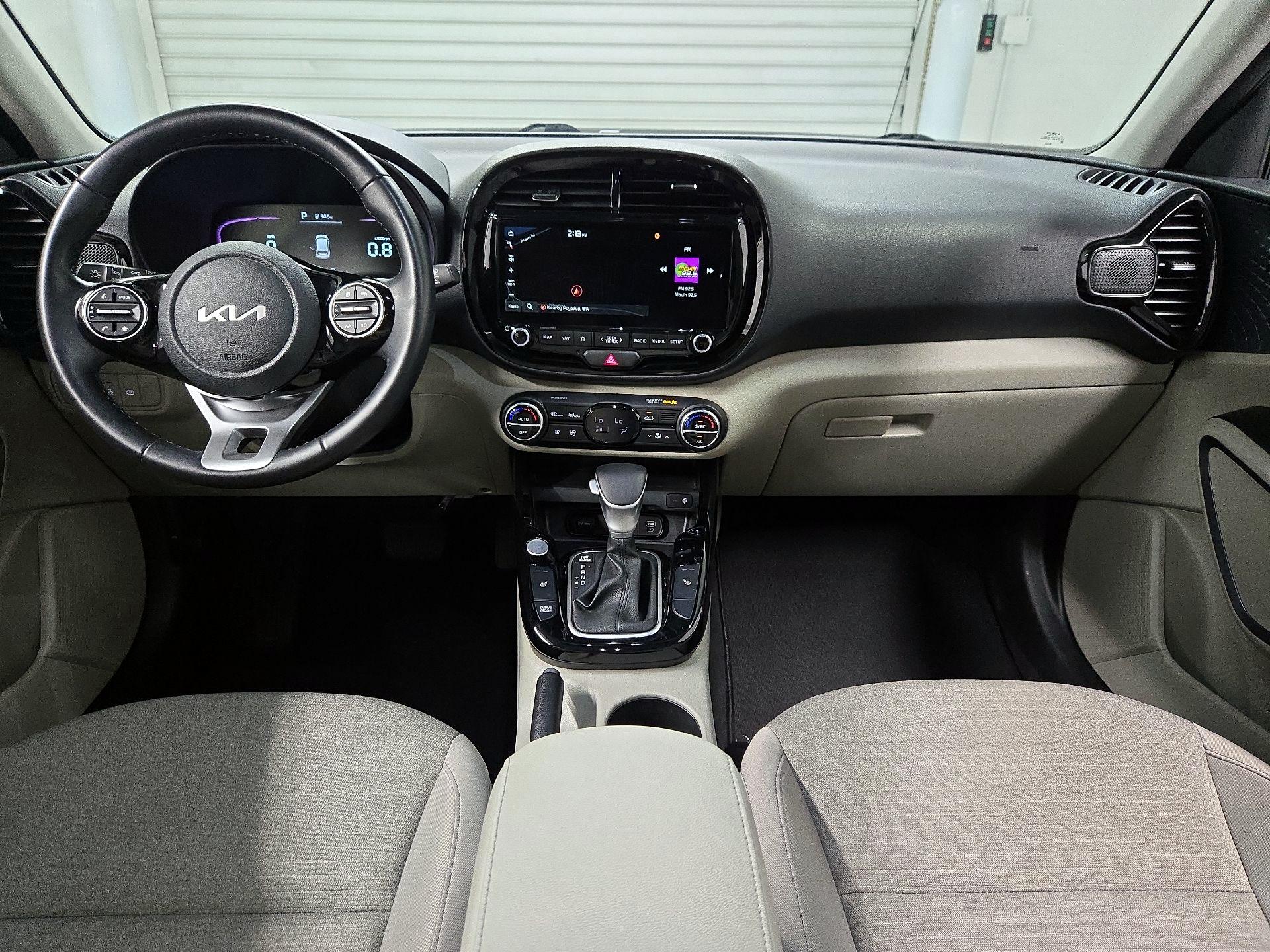Thumbnail: 2023 Kia Soul - 9