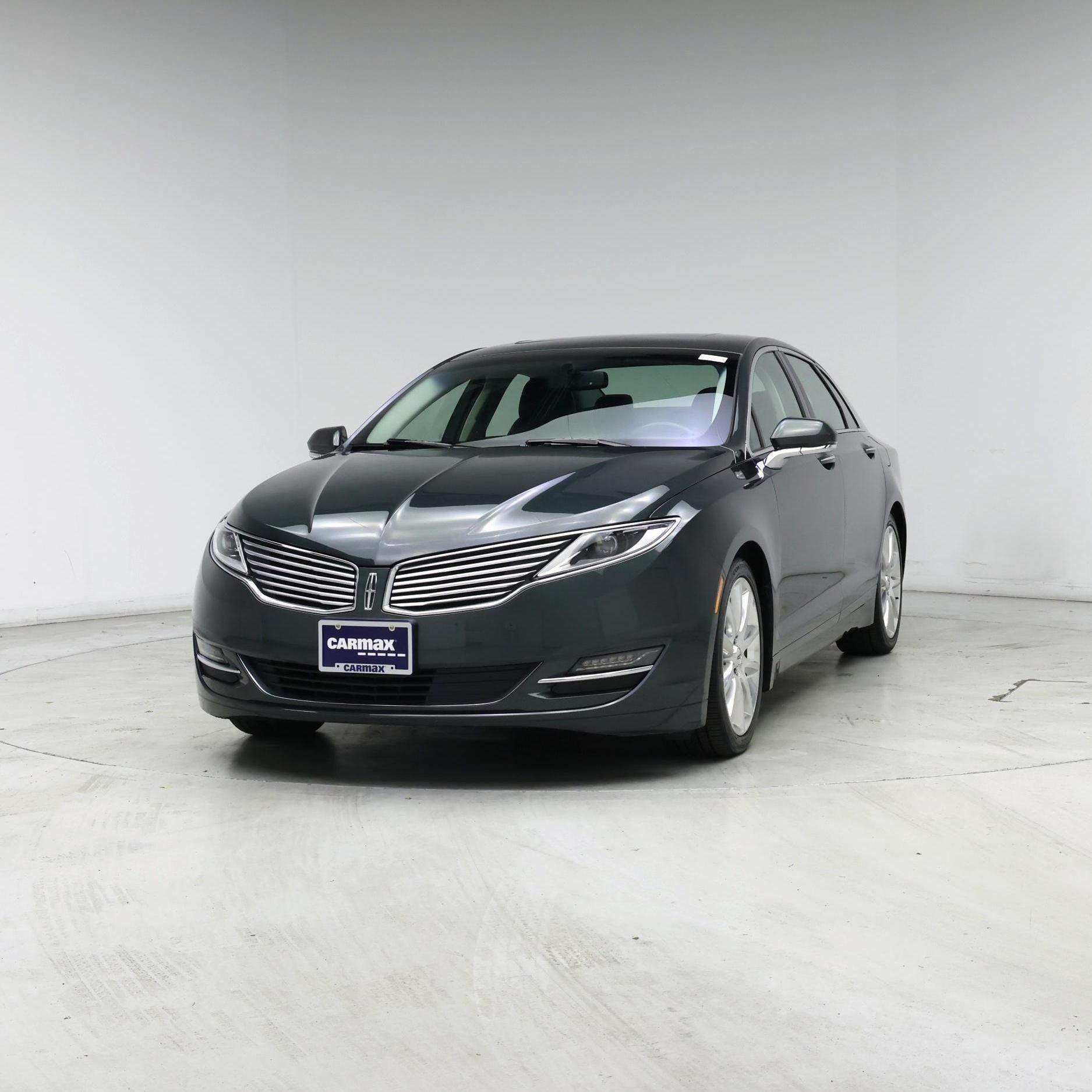 Thumbnail: 2015 Lincoln MKZ - 4