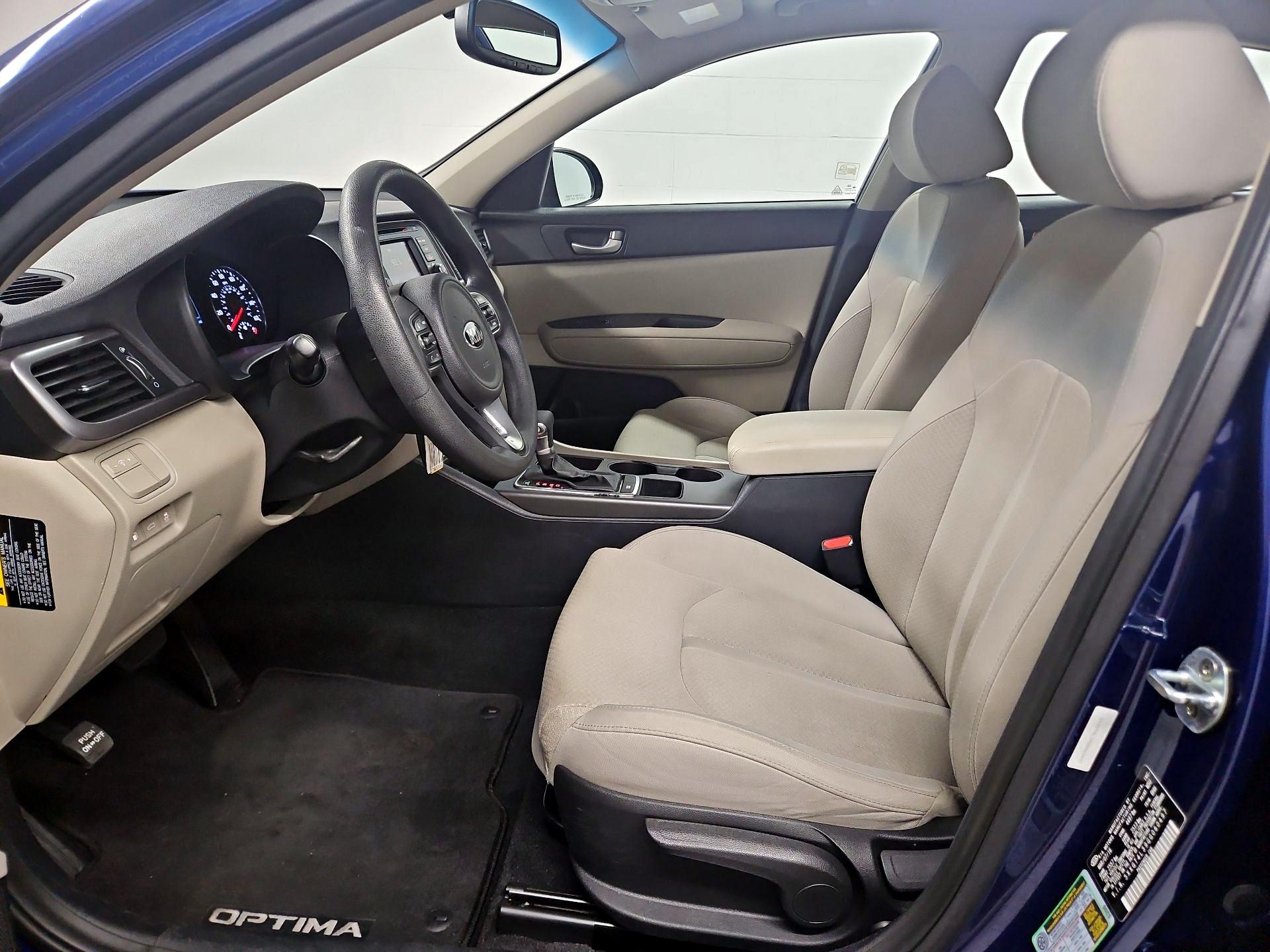Thumbnail: 2016 Kia Optima - 11