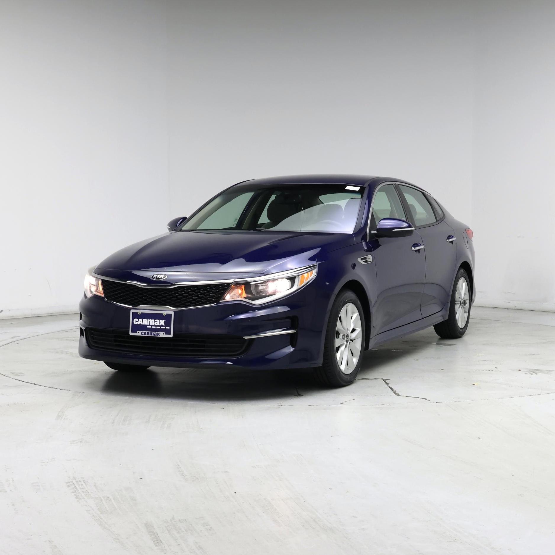 Thumbnail: 2016 Kia Optima - 4