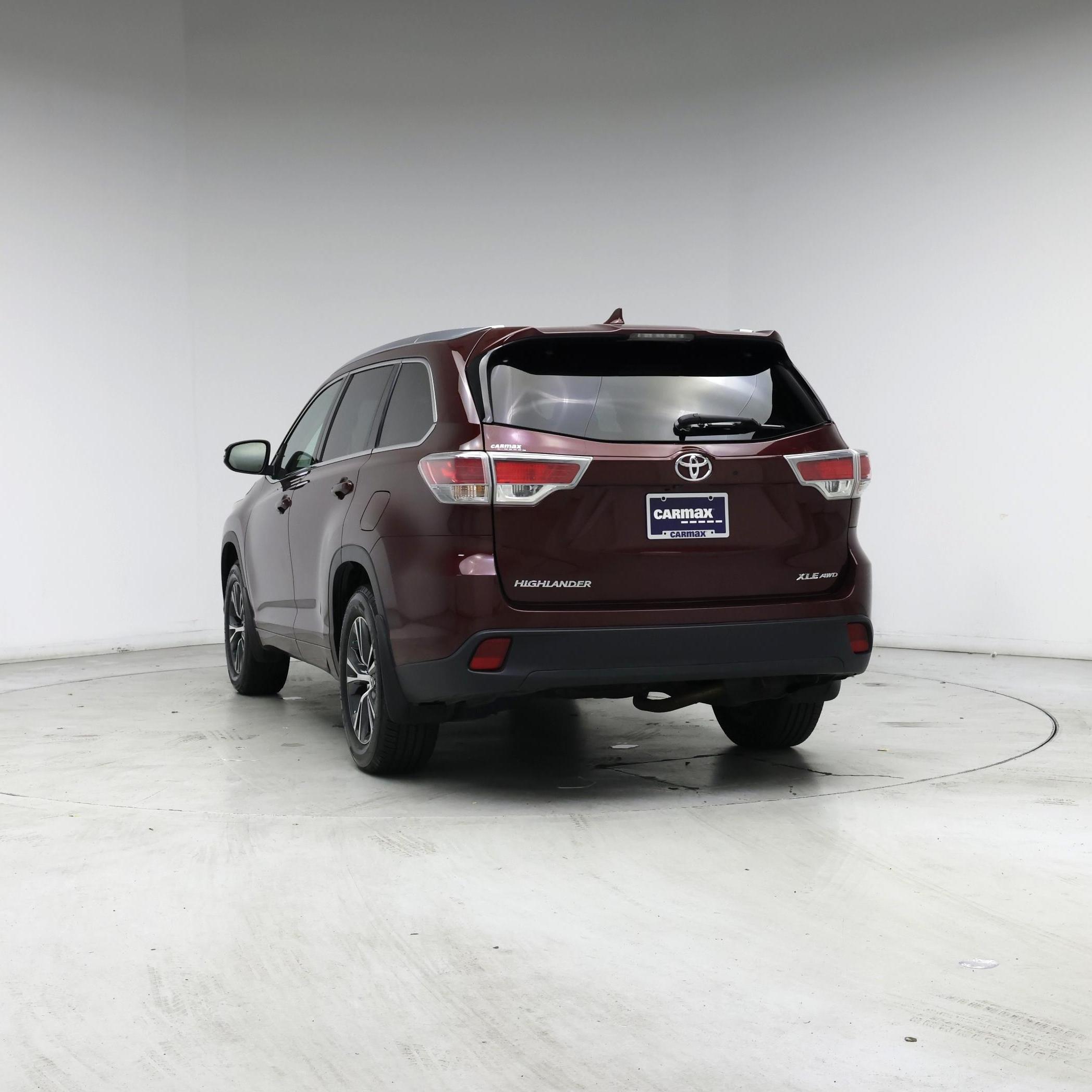 Thumbnail: 2016 Toyota Highlander - 6