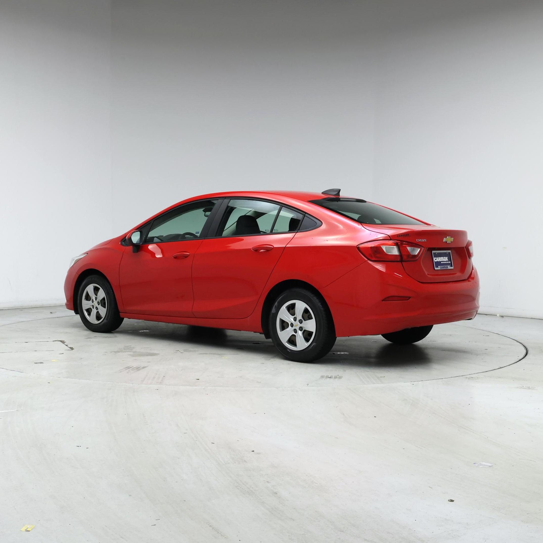 Thumbnail: 2018 Chevrolet Cruze - 2