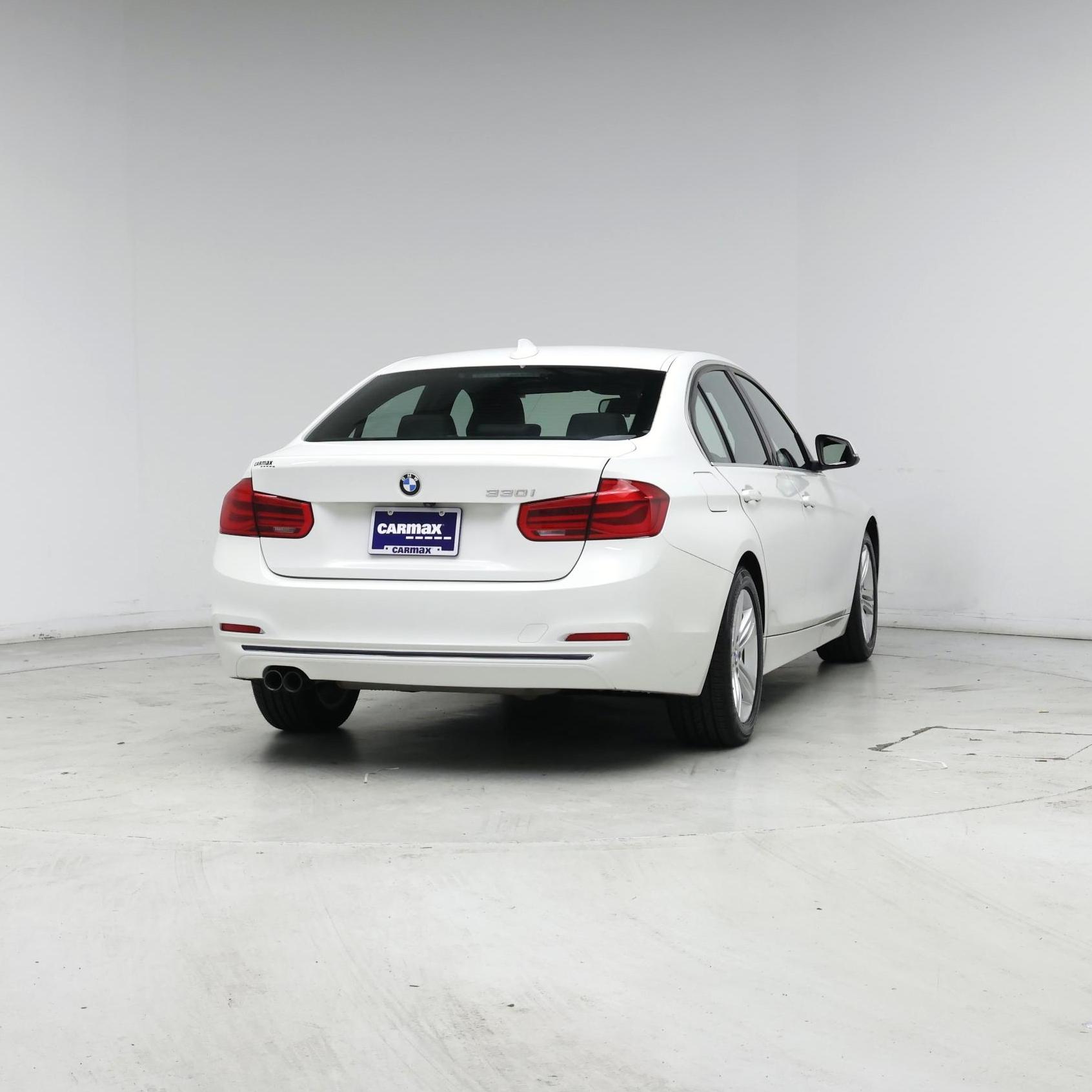 Thumbnail: 2018 BMW 3 Series - 8
