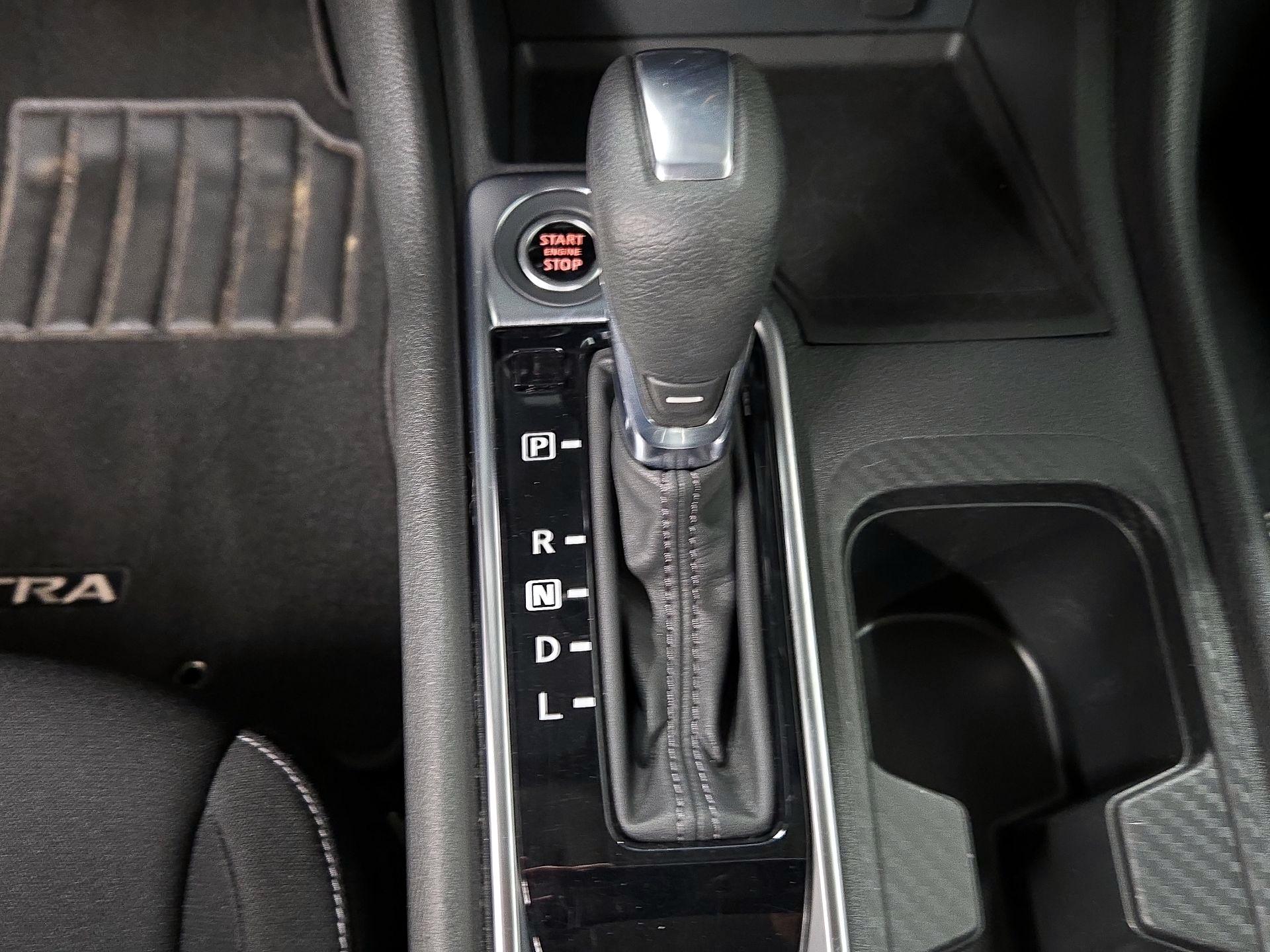 Thumbnail: 2020 Nissan Sentra - 17