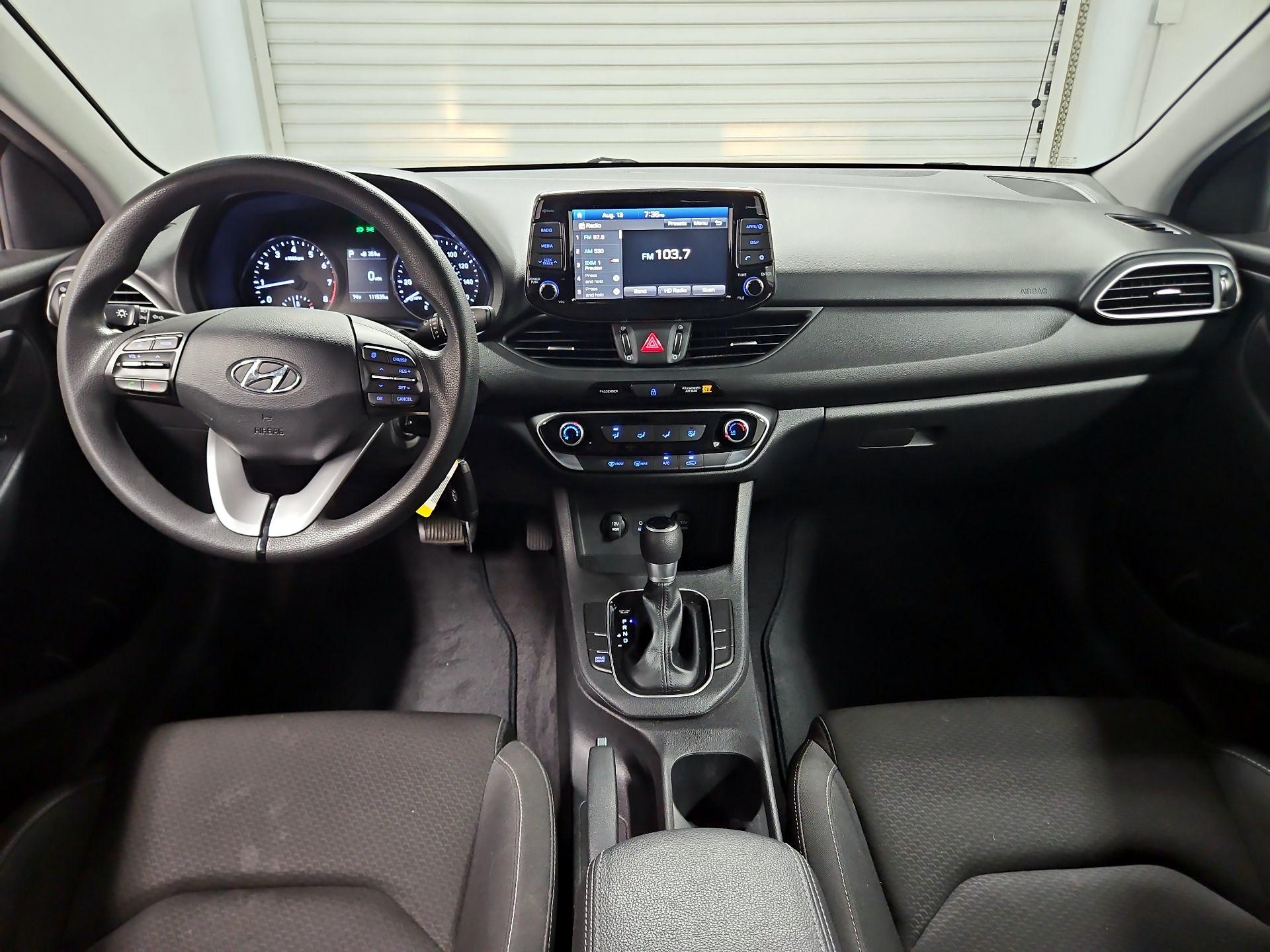 Thumbnail: 2018 Hyundai Elantra - 9