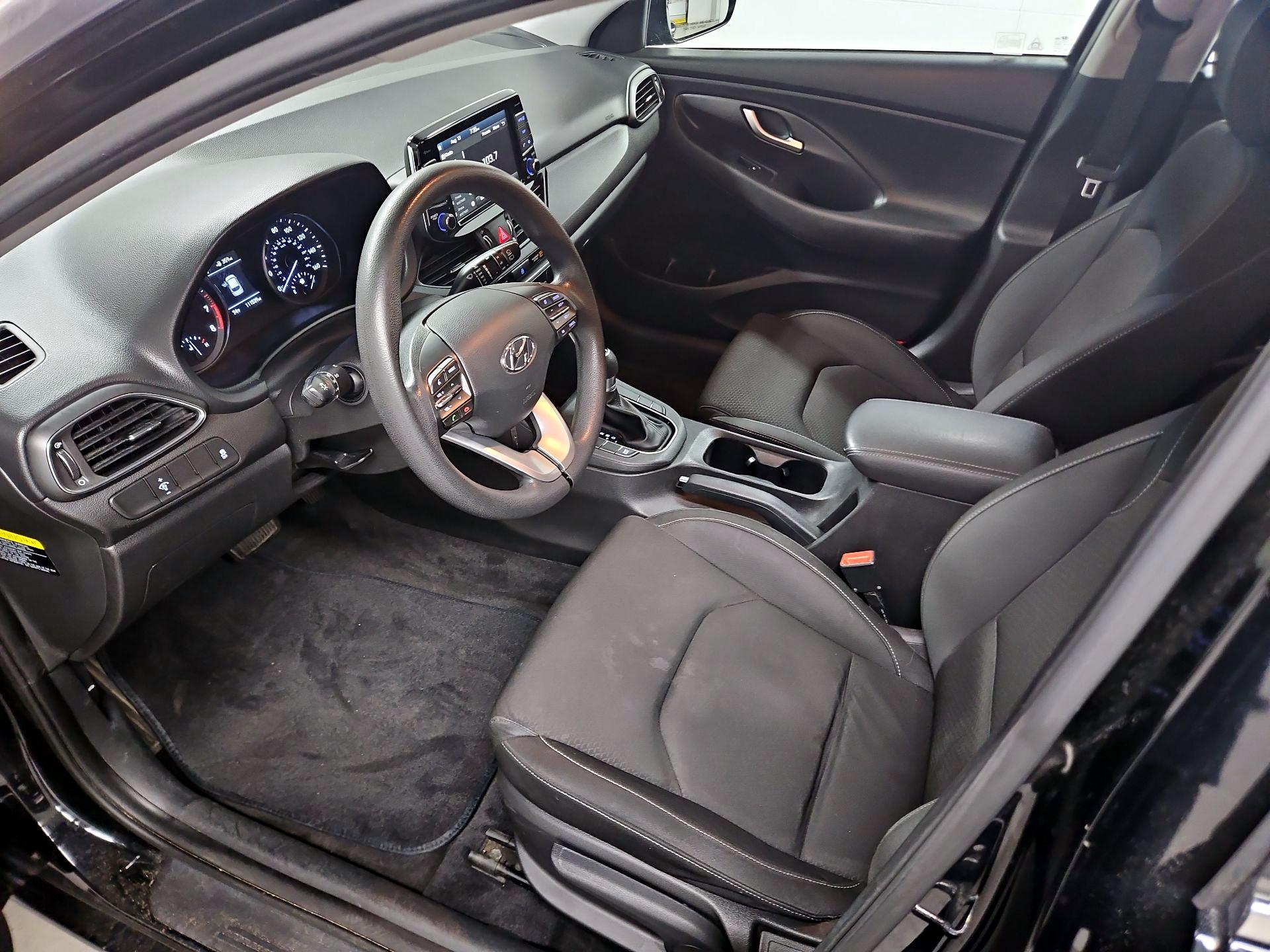Thumbnail: 2018 Hyundai Elantra - 11