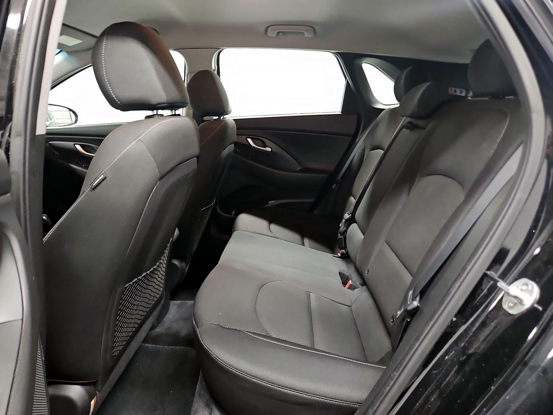 Thumbnail: 2018 Hyundai Elantra - 19