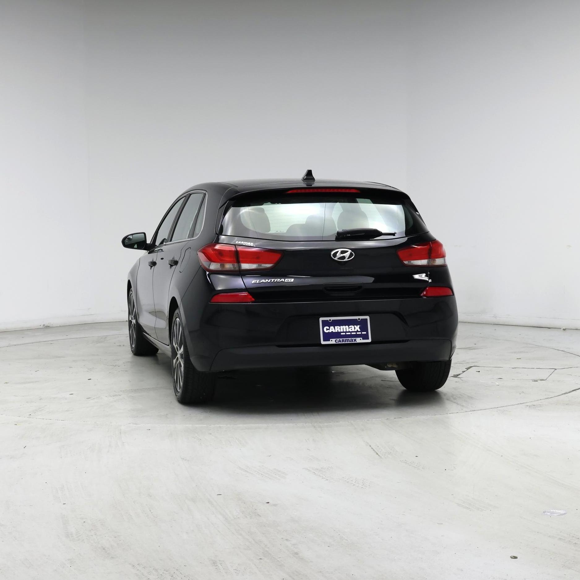 Thumbnail: 2018 Hyundai Elantra - 6