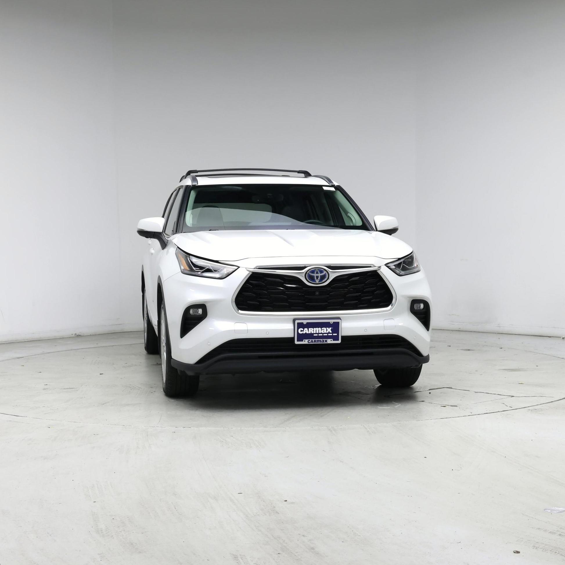 Thumbnail: 2023 Toyota Highlander - 5