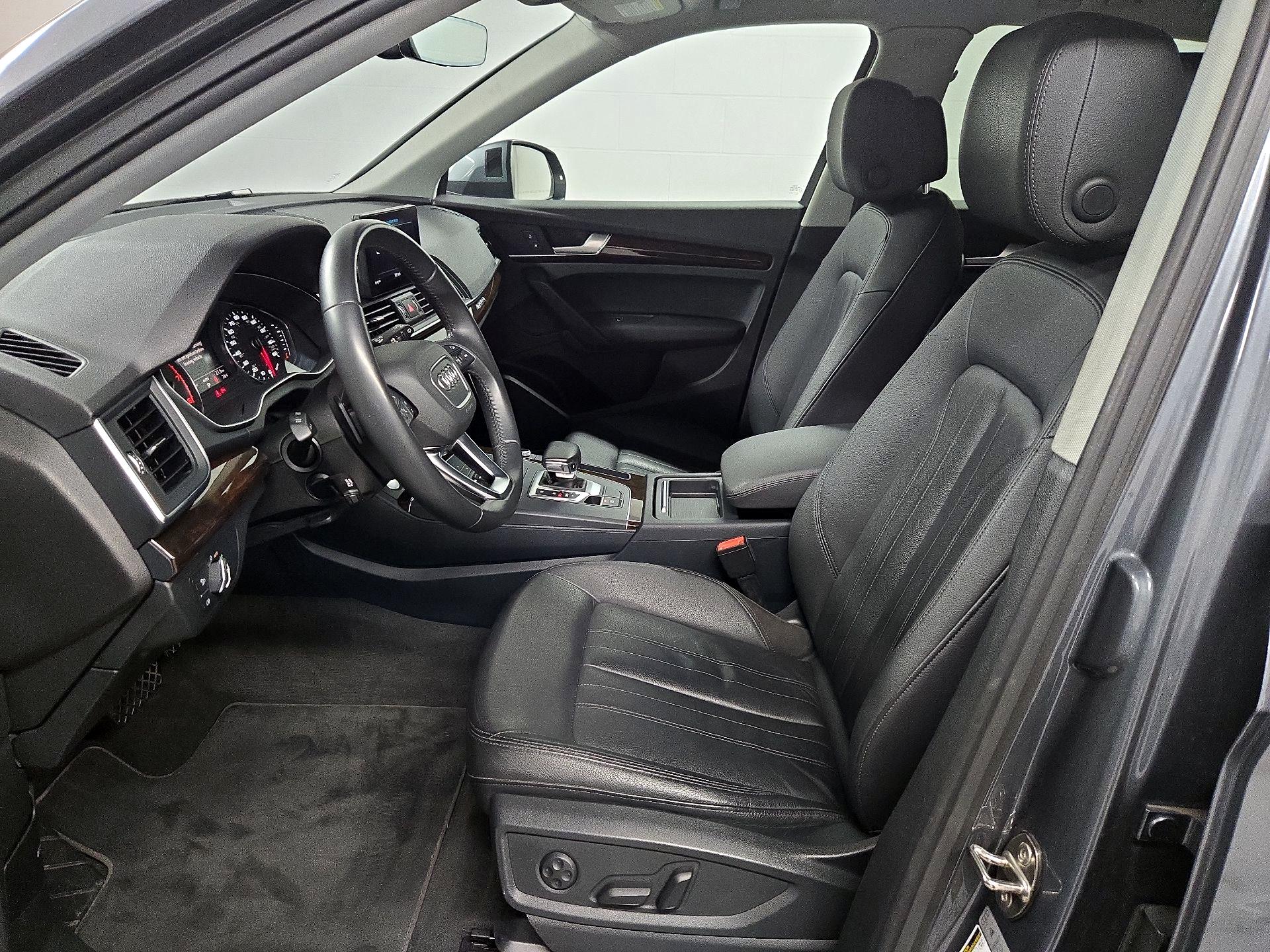 Thumbnail: 2019 Audi Q5 - 11