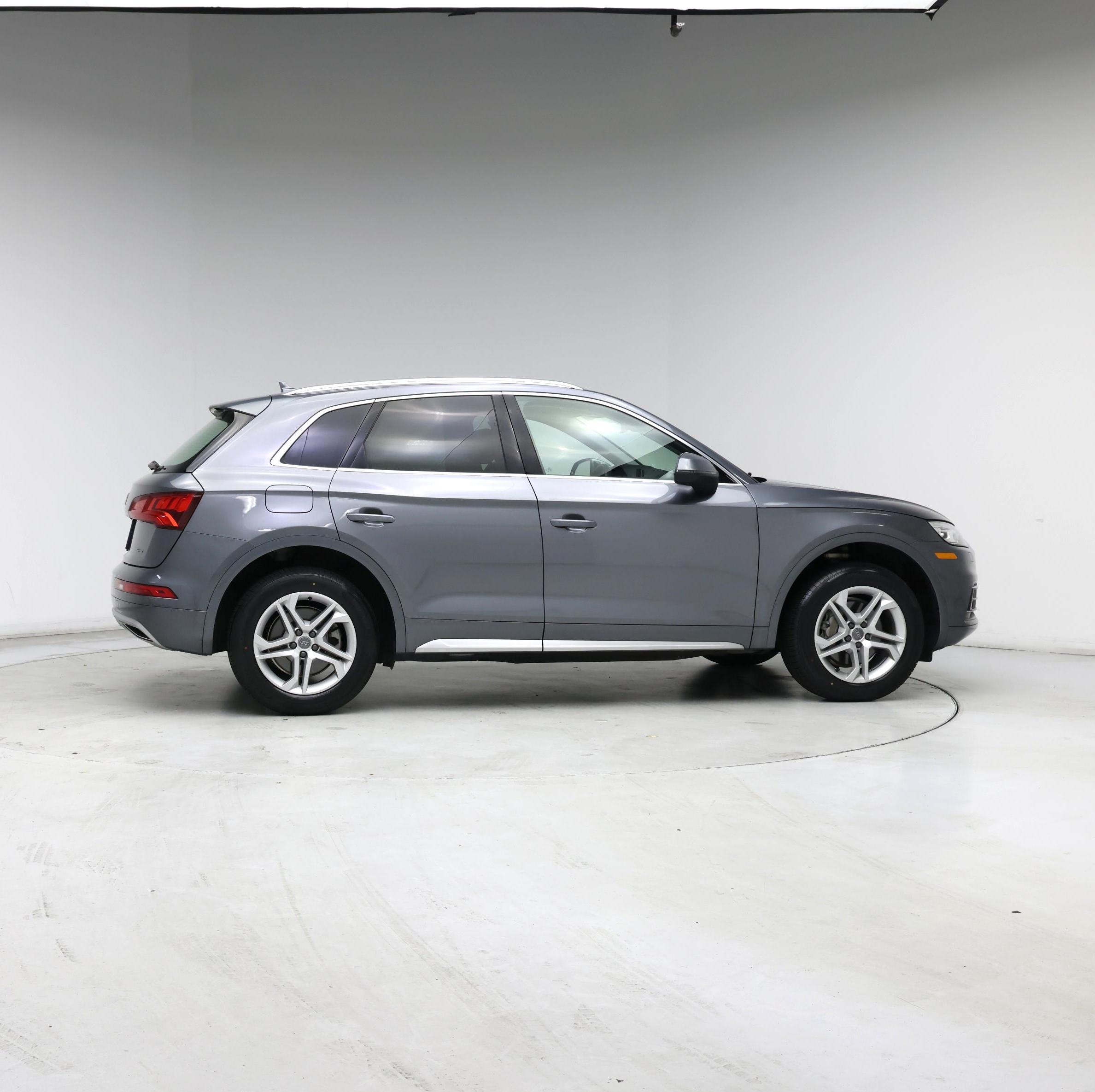 Thumbnail: 2019 Audi Q5 - 7