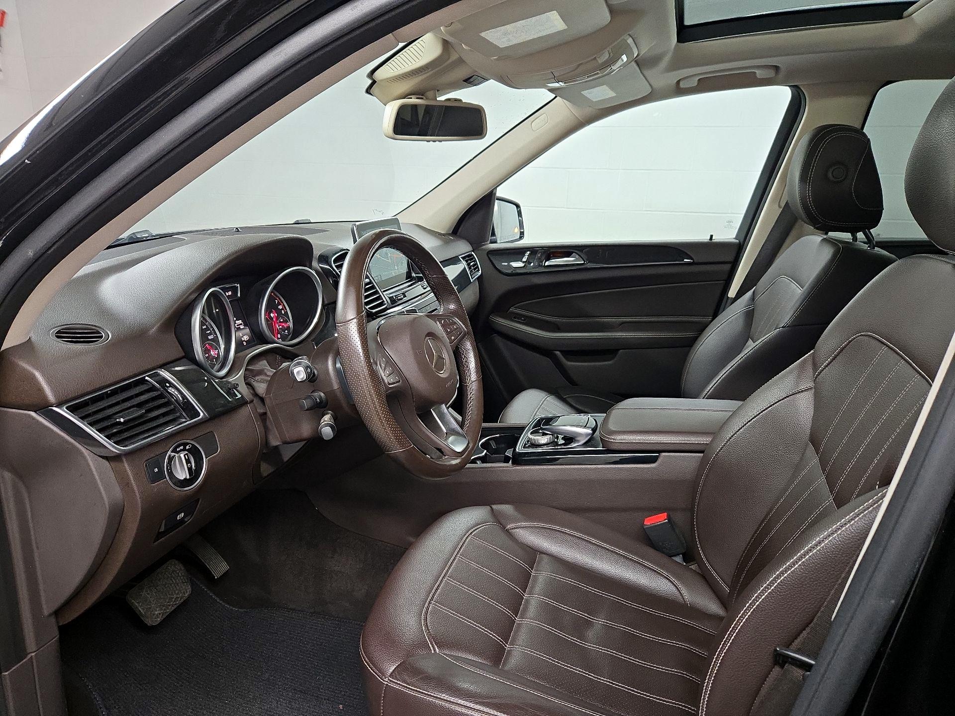 Thumbnail: 2016 Mercedes-Benz GLE - 11