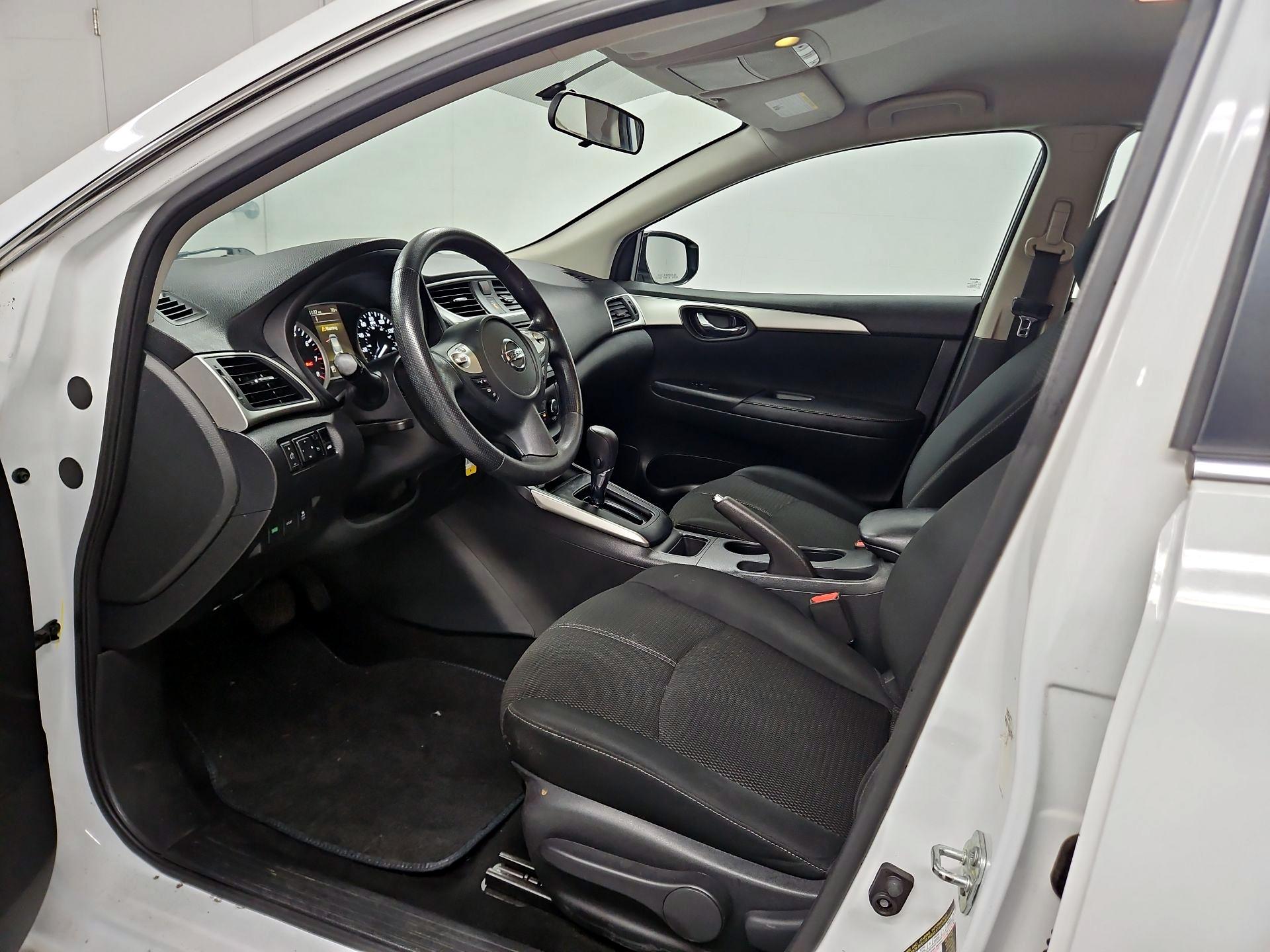 Thumbnail: 2018 Nissan Sentra - 11