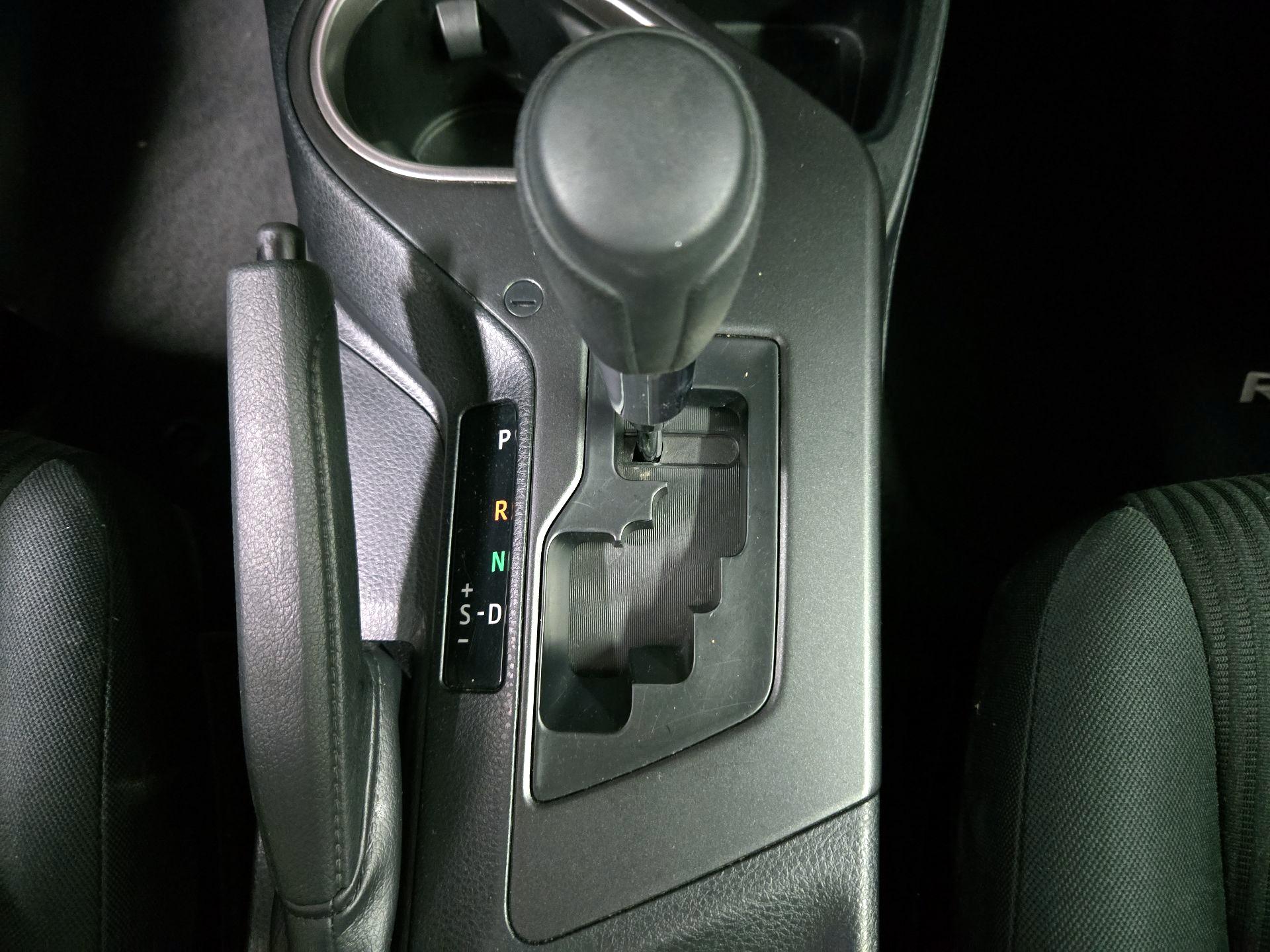 Thumbnail: 2018 Toyota RAV4 - 17