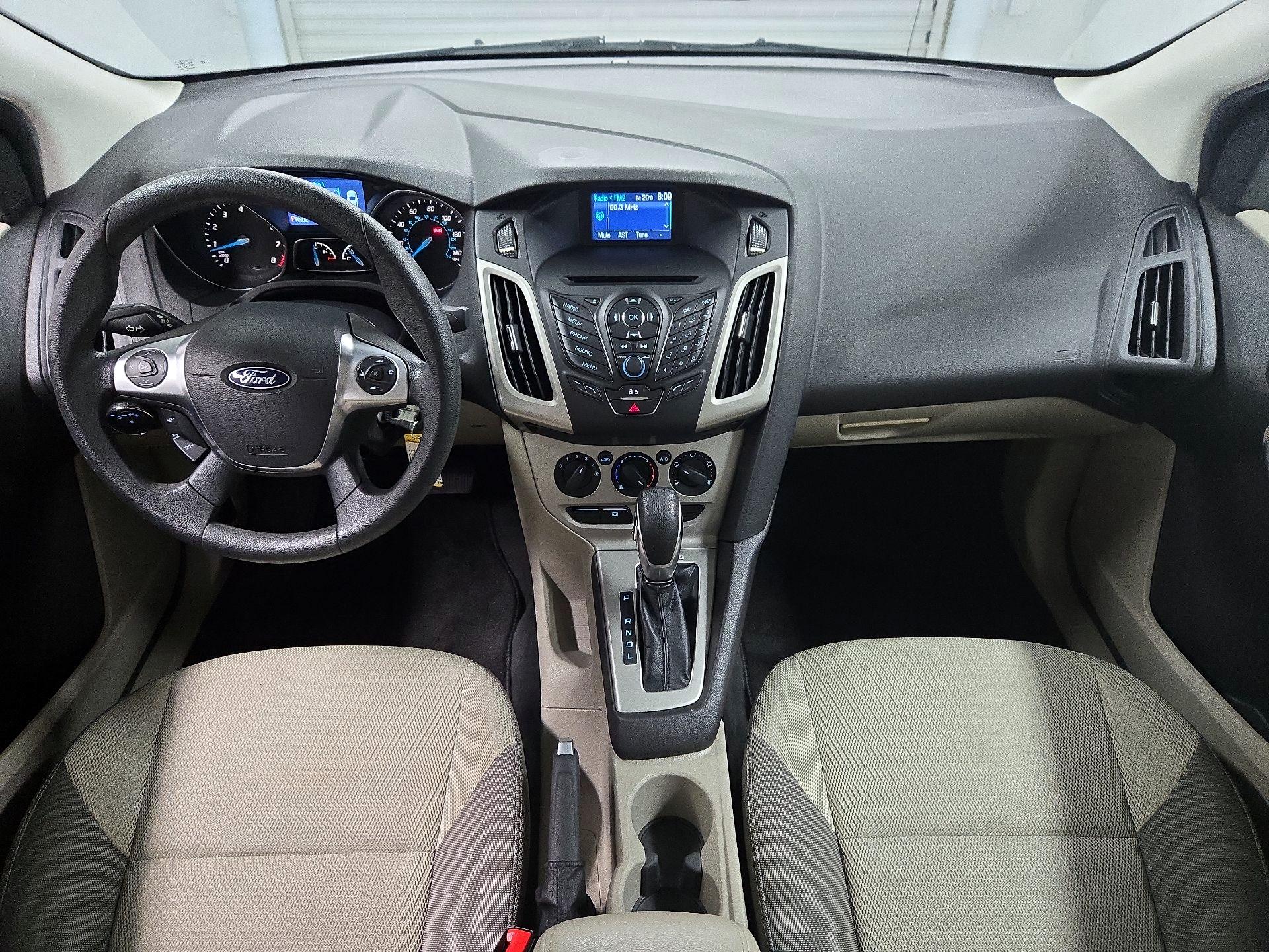 Thumbnail: 2014 Ford Focus - 9