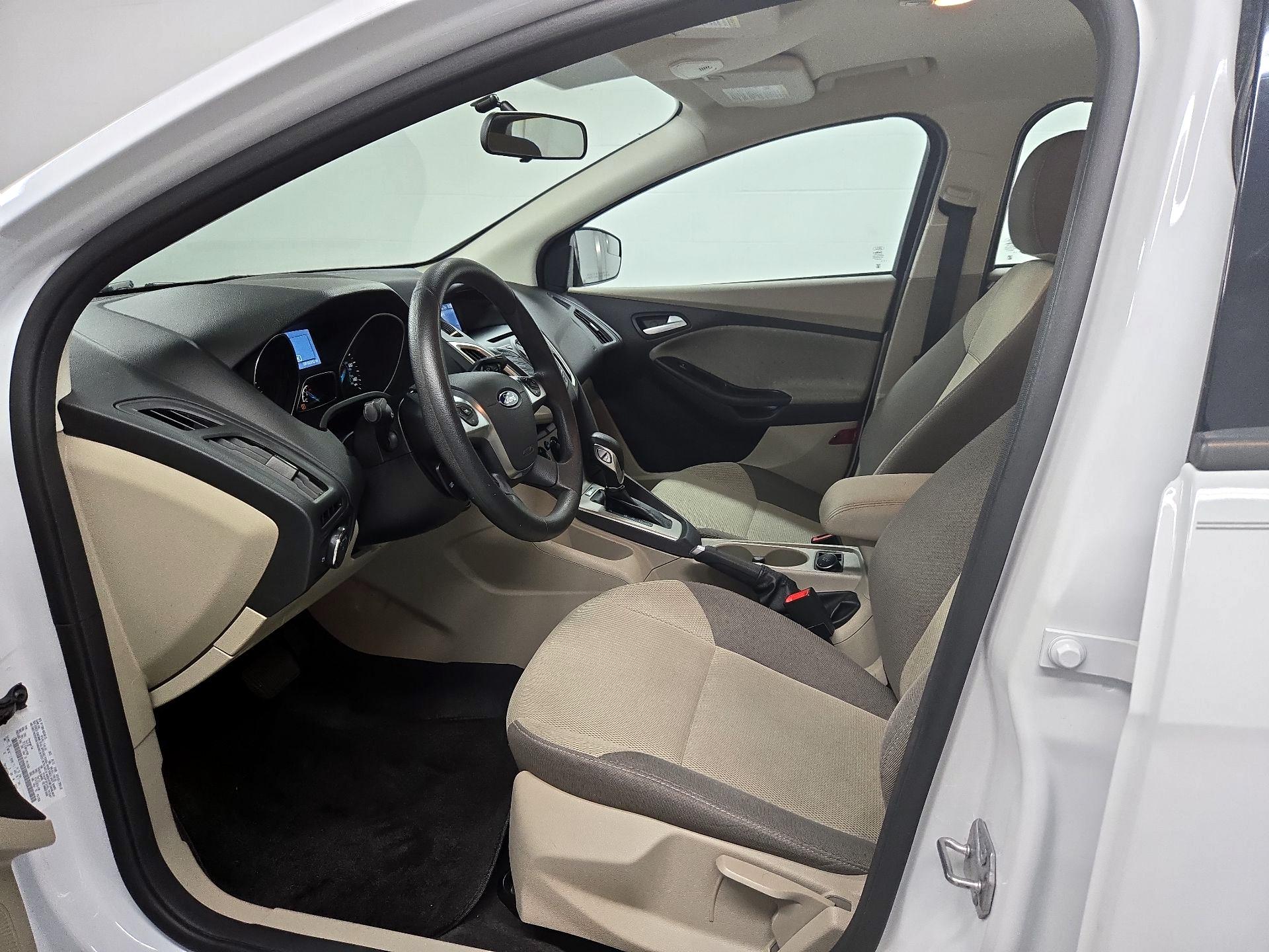 Thumbnail: 2014 Ford Focus - 11