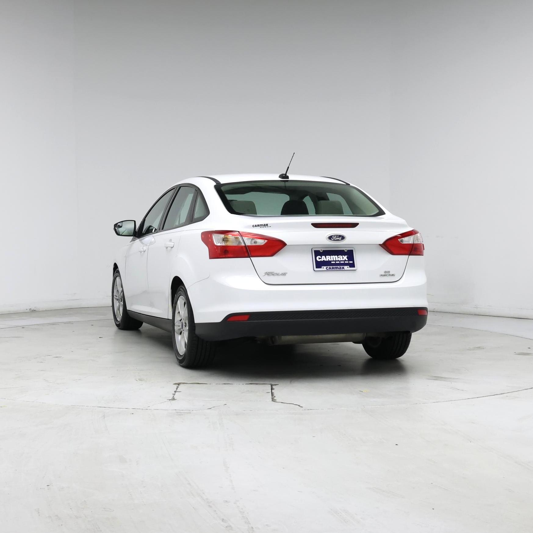 Thumbnail: 2014 Ford Focus - 6