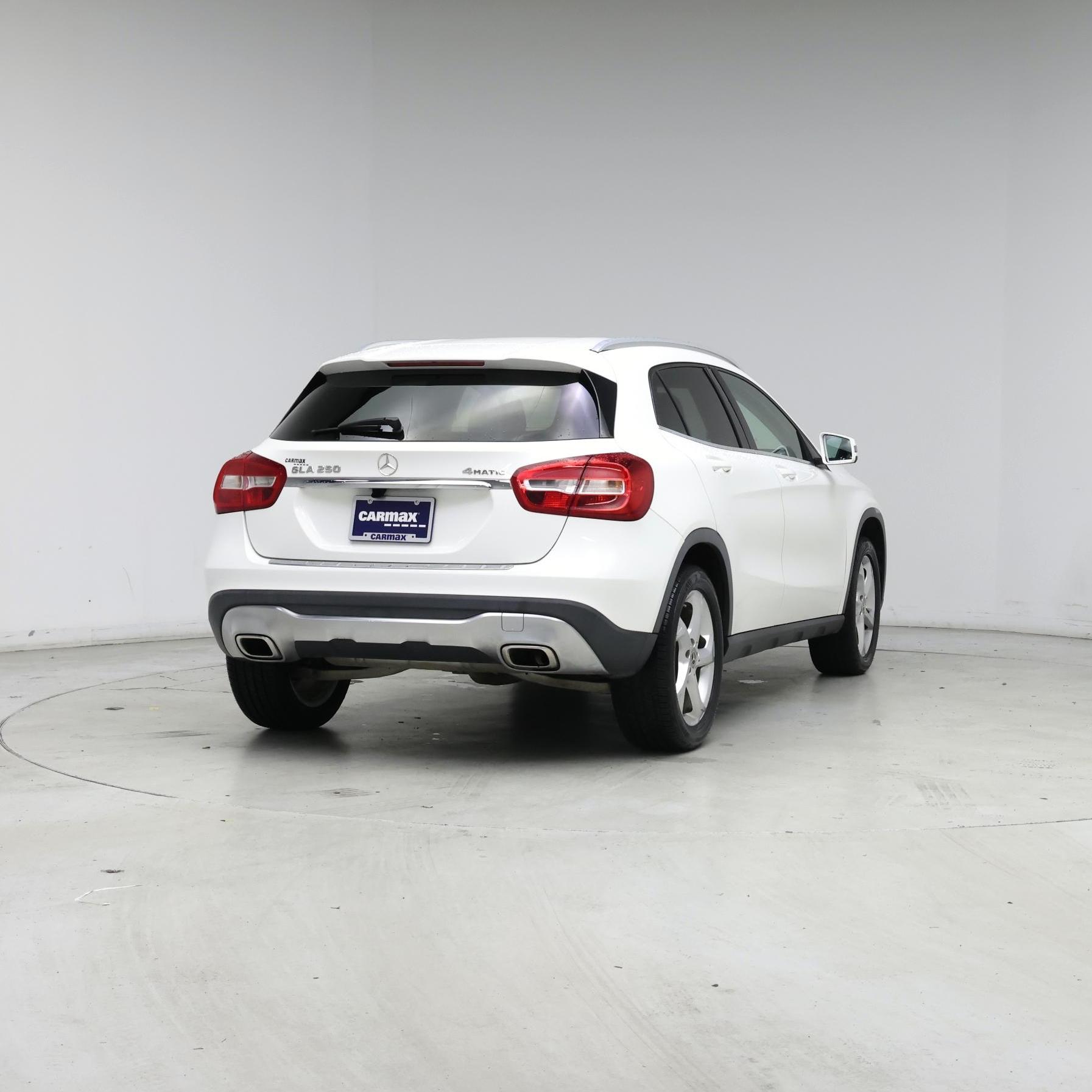 Thumbnail: 2019 Mercedes-Benz GLA - 8