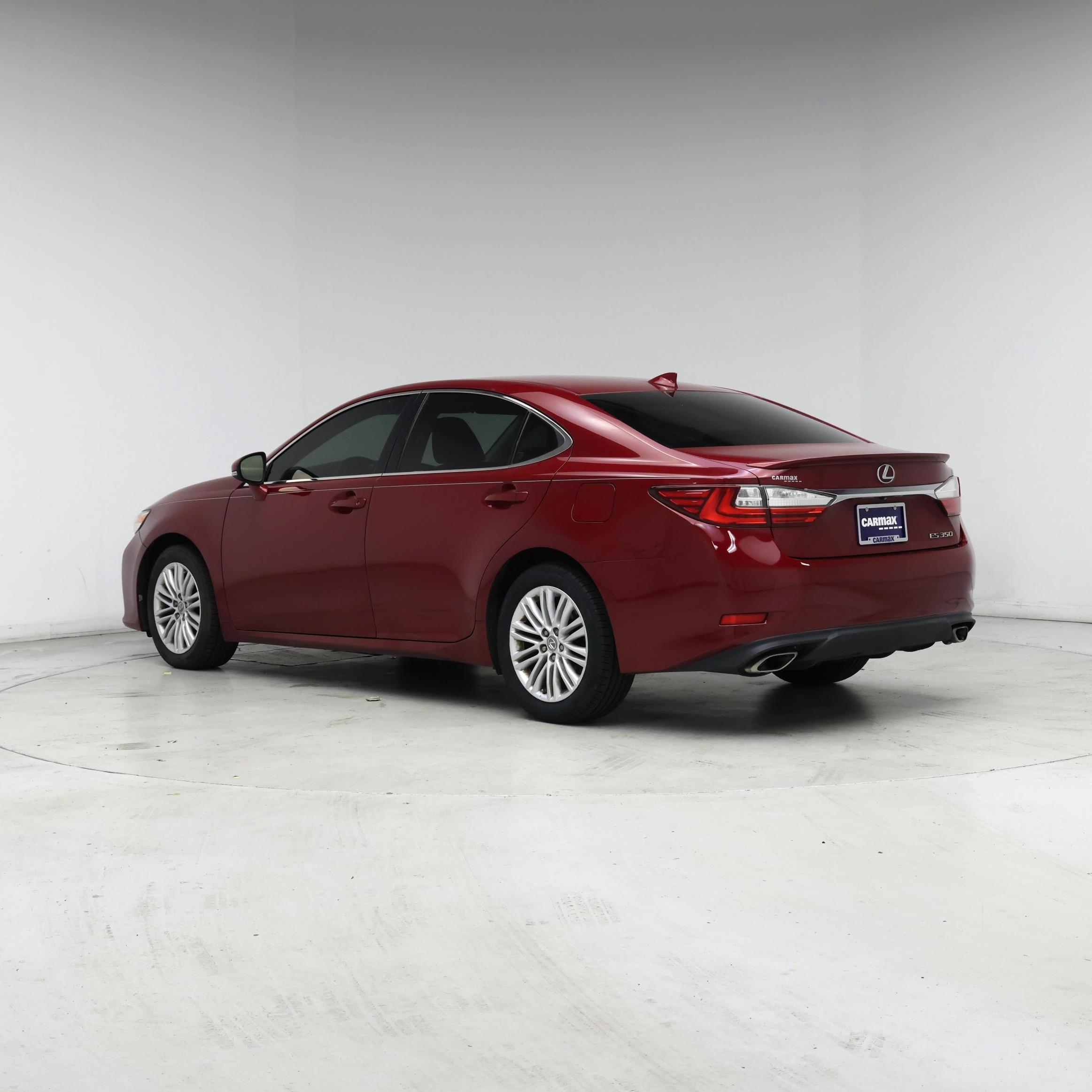 Thumbnail: 2017 Lexus ES - 2