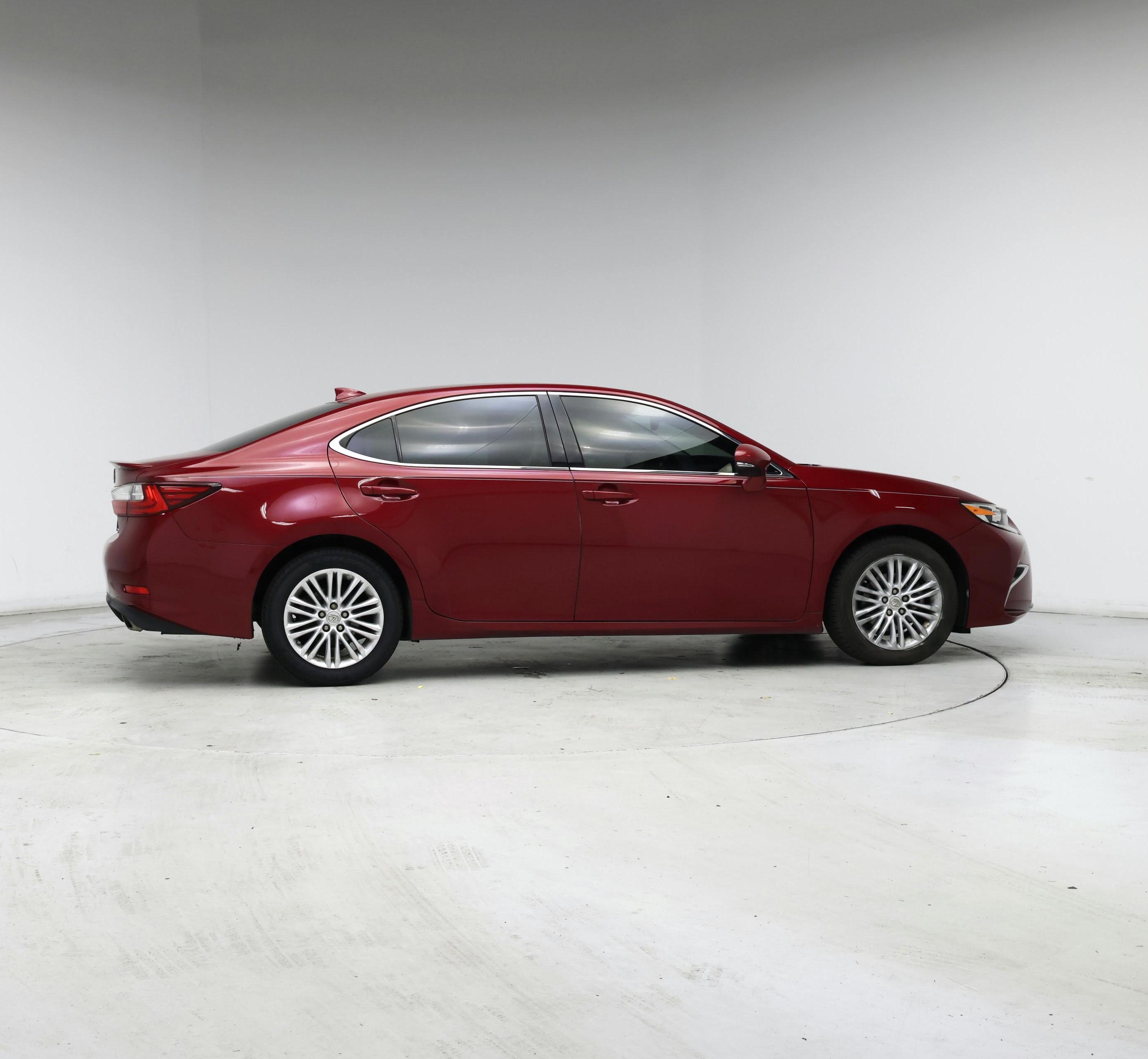 Thumbnail: 2017 Lexus ES - 7