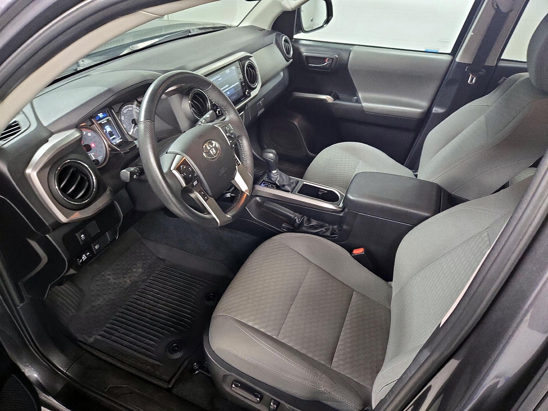 Thumbnail: 2021 Toyota Tacoma - 11