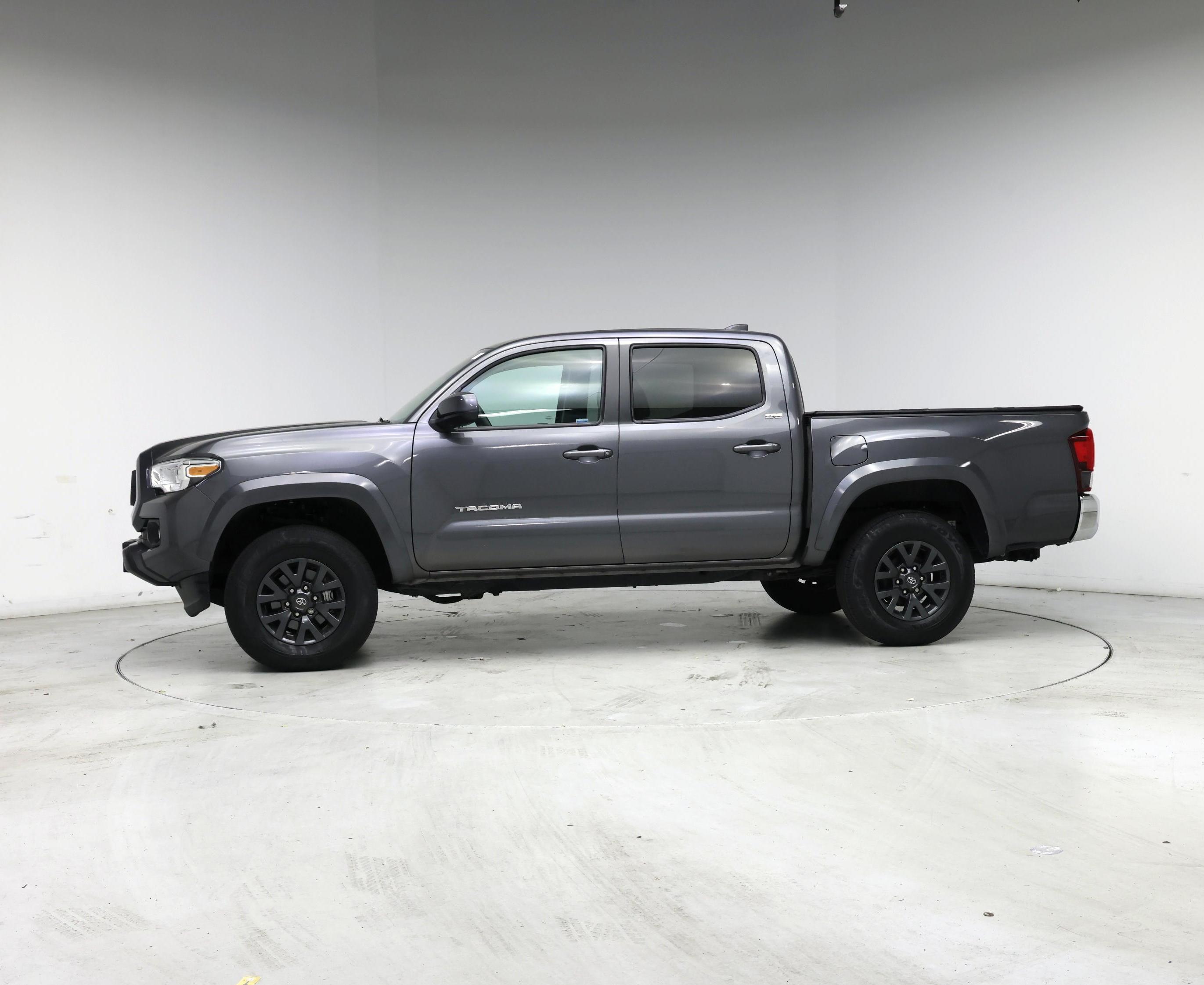 Thumbnail: 2021 Toyota Tacoma - 3