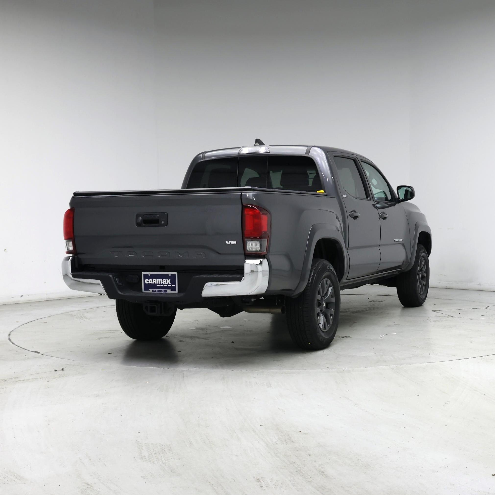 Thumbnail: 2021 Toyota Tacoma - 8