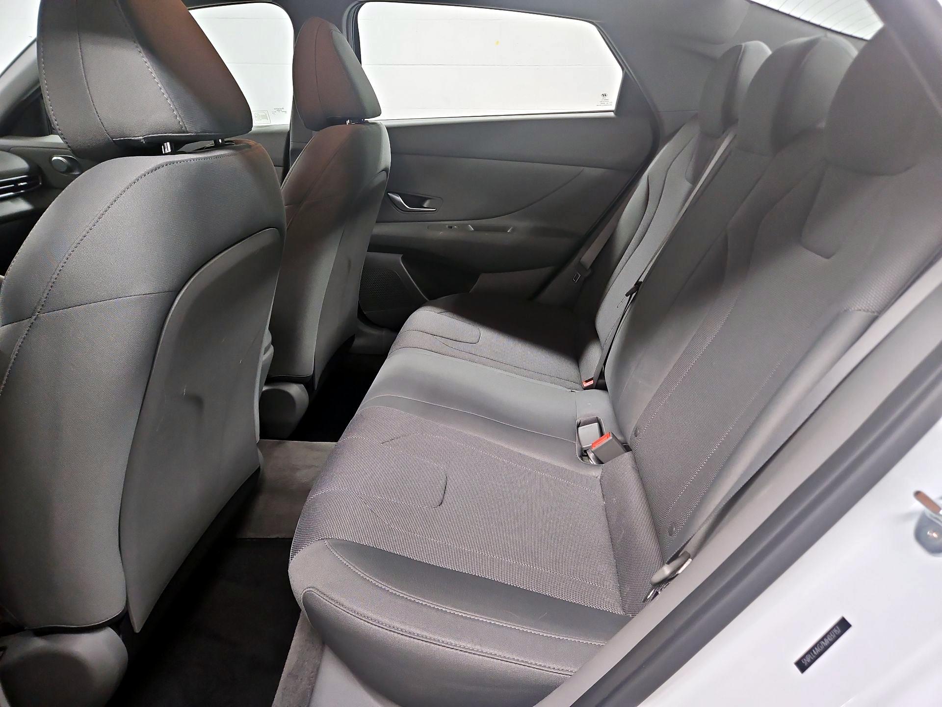 Thumbnail: 2021 Hyundai Elantra - 19