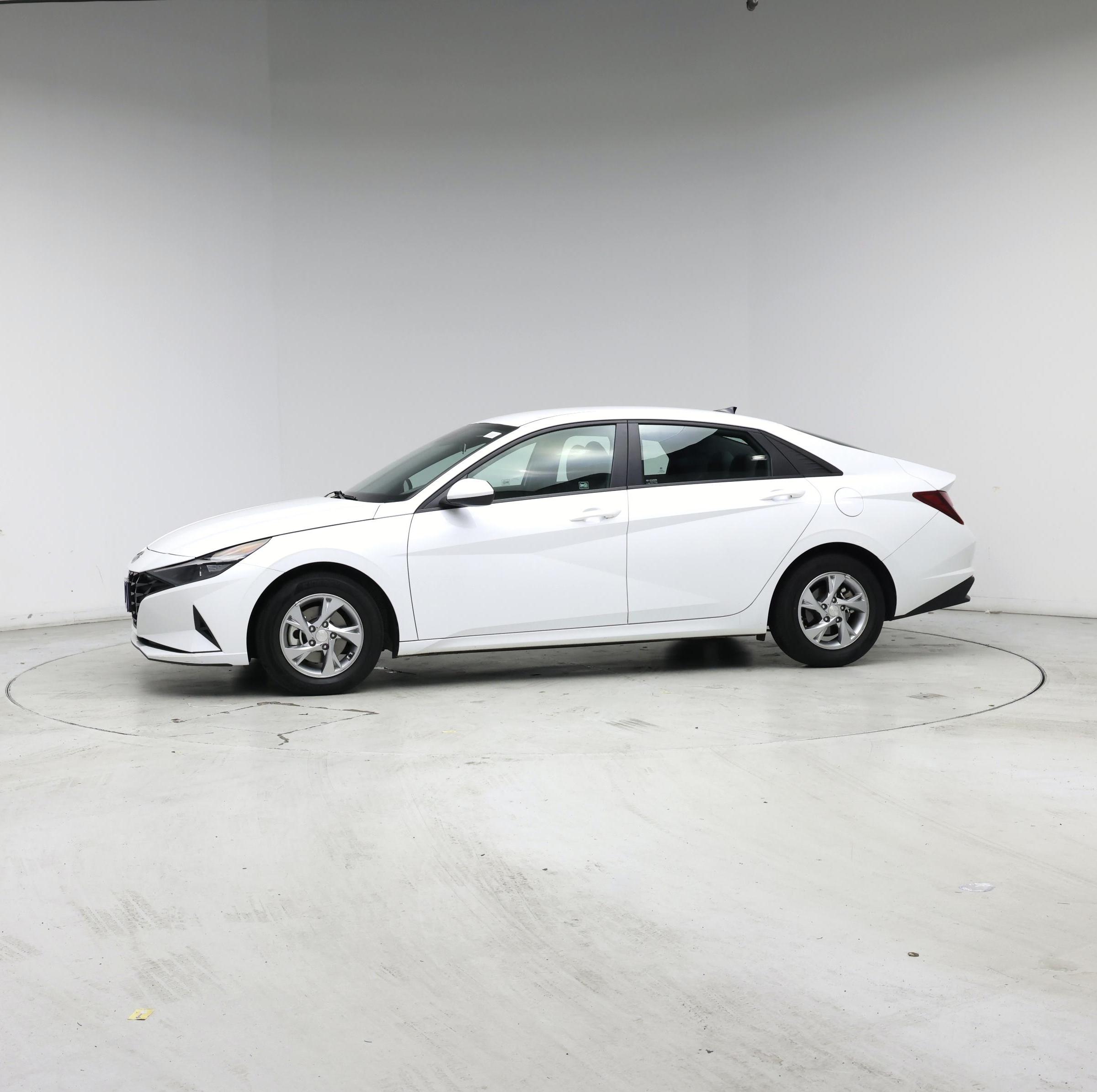 Thumbnail: 2021 Hyundai Elantra - 3