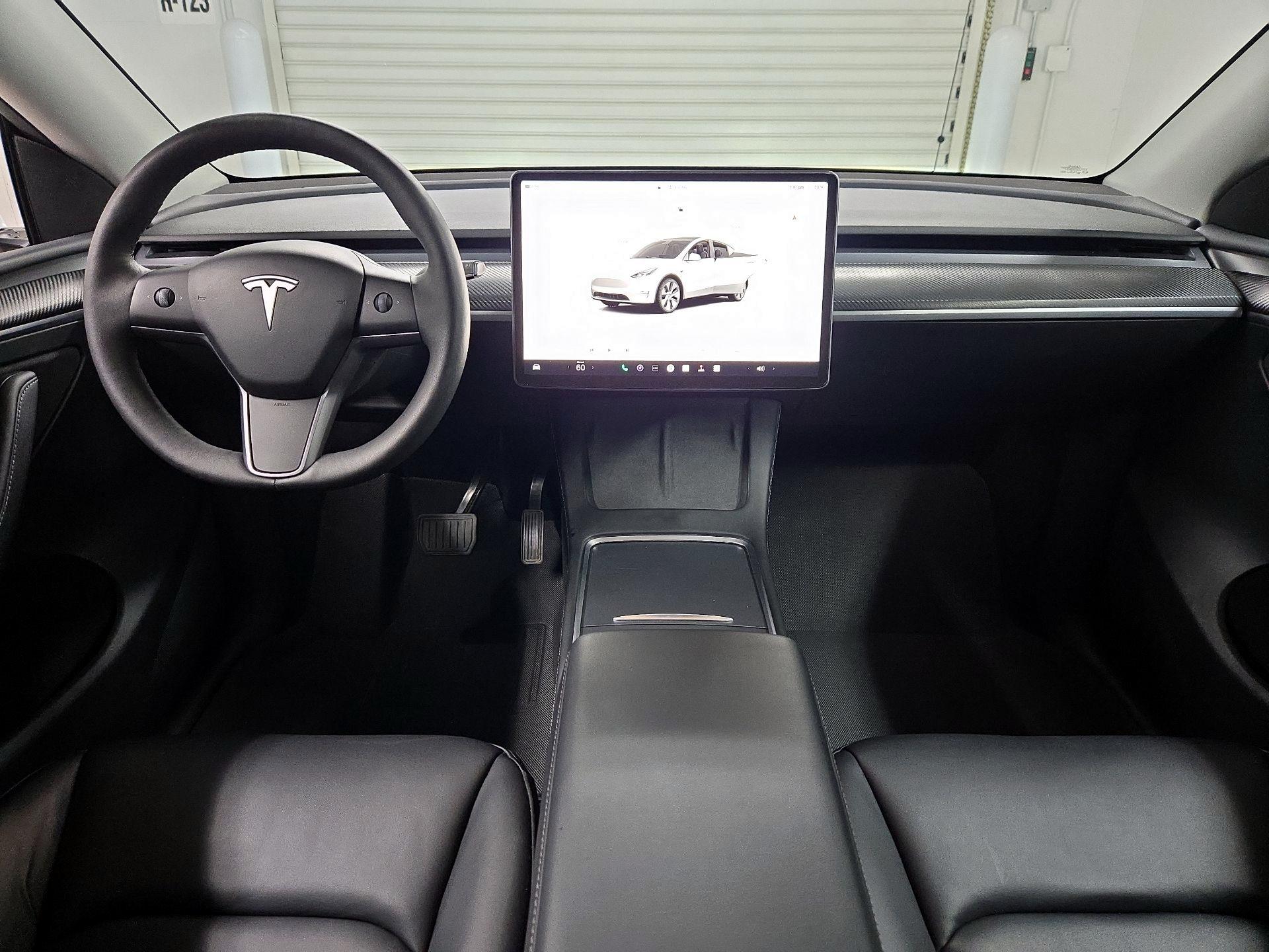 Thumbnail: 2024 Tesla Model Y - 9