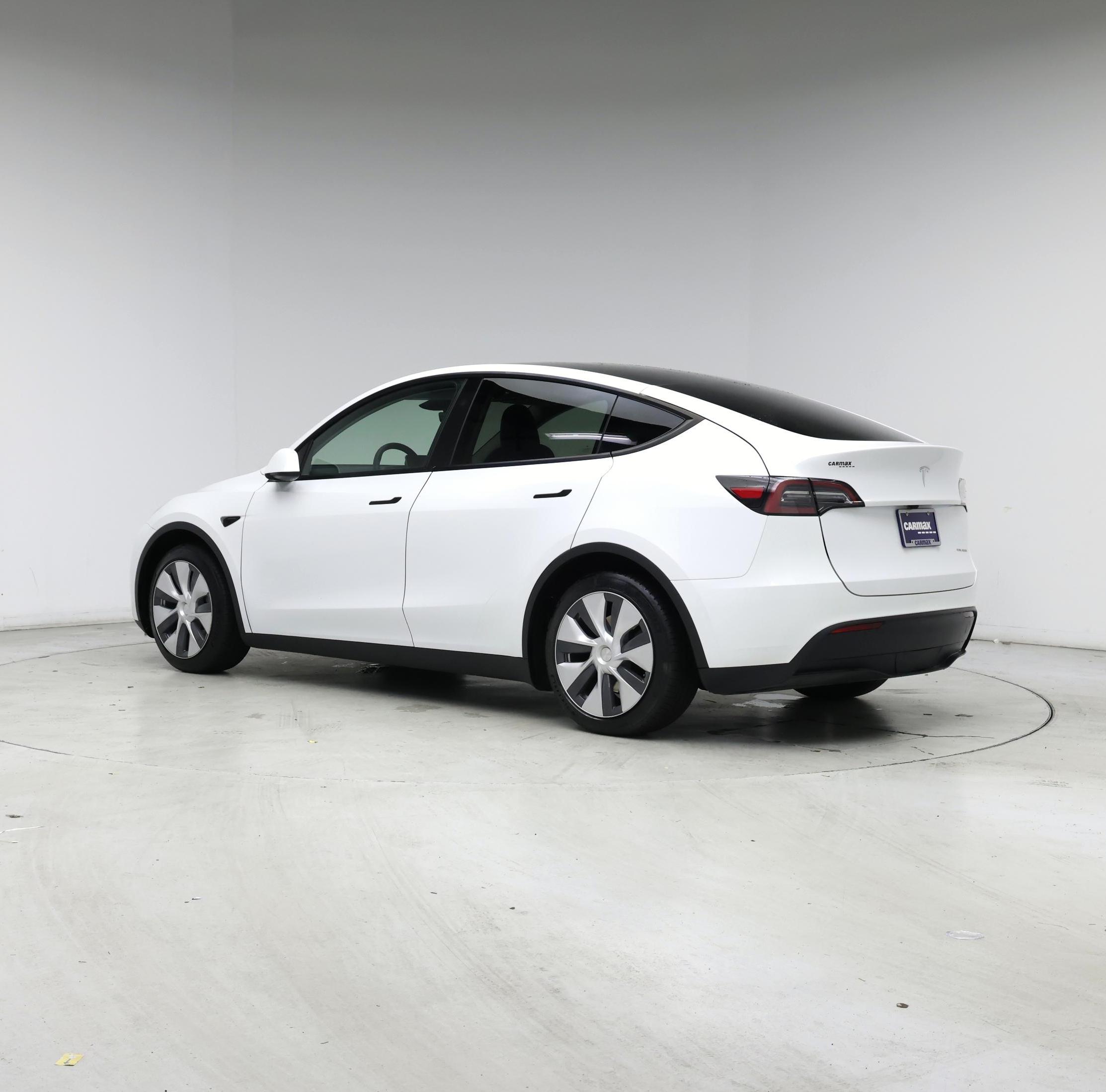 Thumbnail: 2024 Tesla Model Y - 2