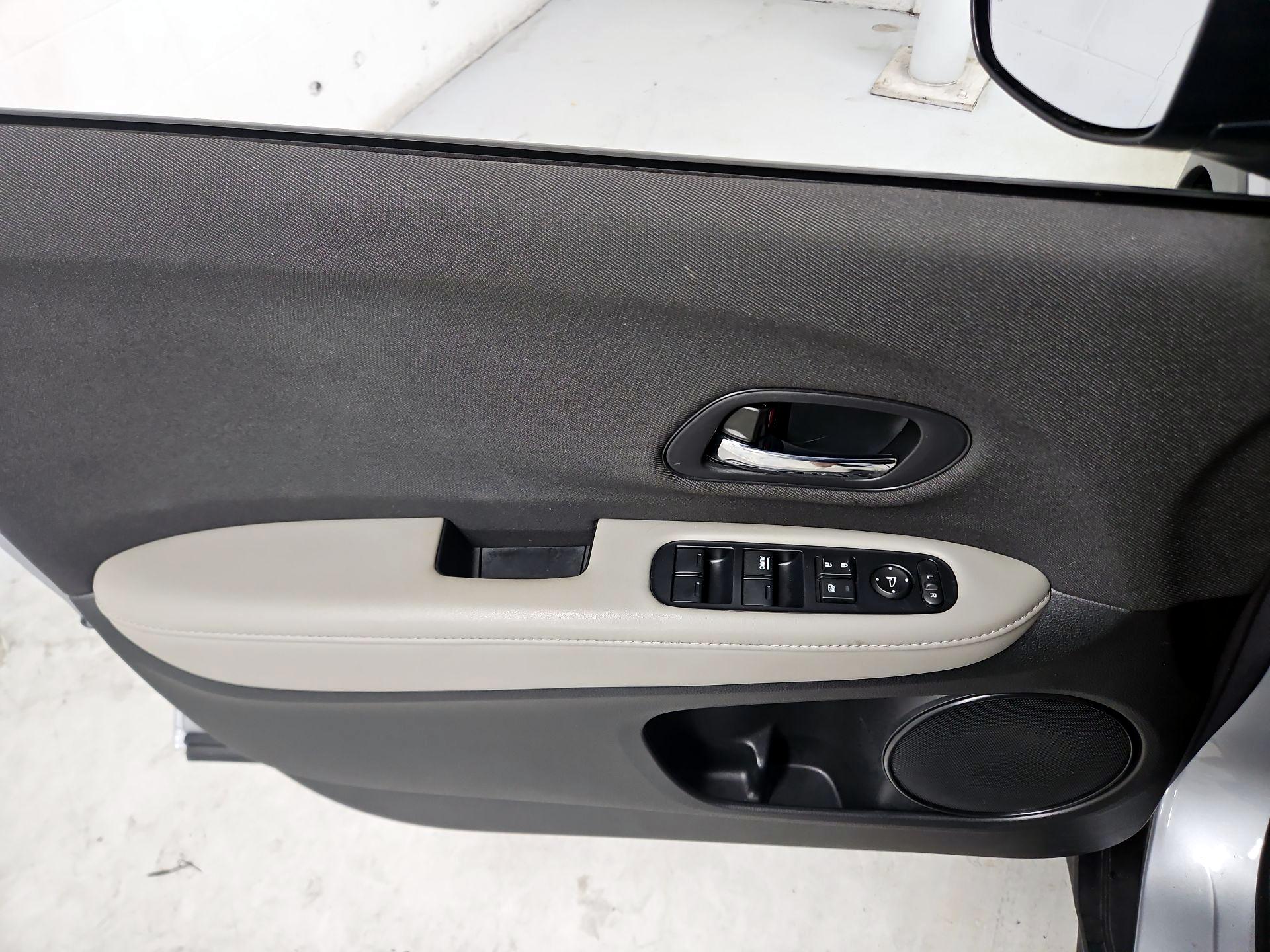 Thumbnail: 2019 Honda HR-V - 12