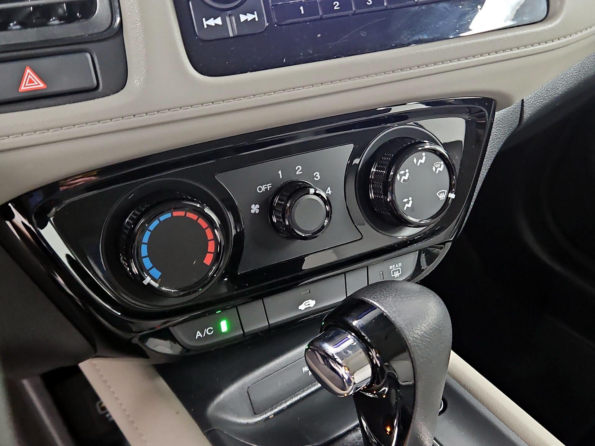 Thumbnail: 2019 Honda HR-V - 16