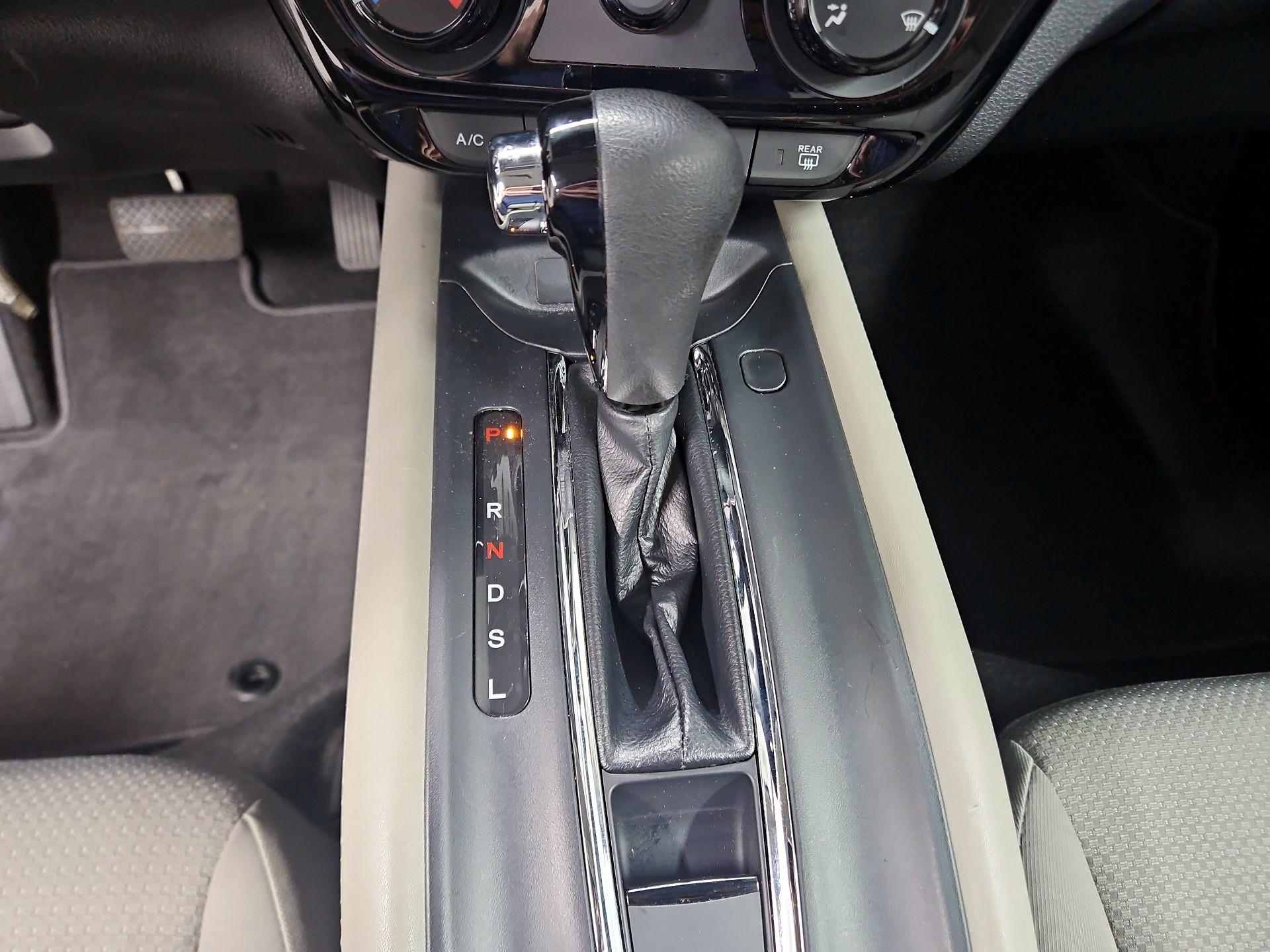 Thumbnail: 2019 Honda HR-V - 17
