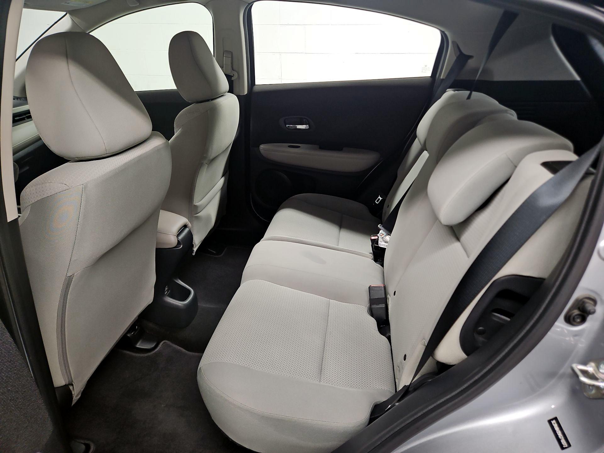 Thumbnail: 2019 Honda HR-V - 19