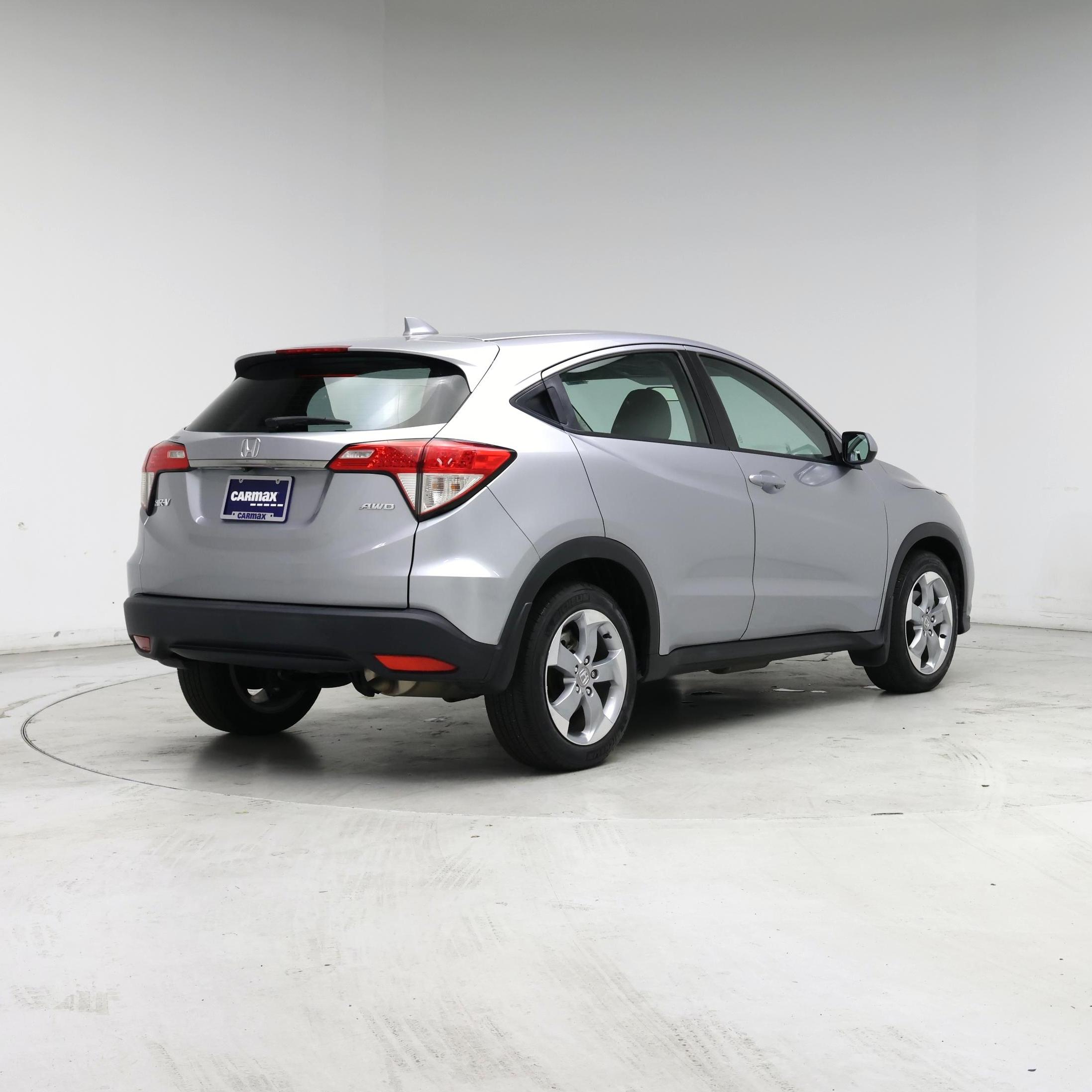 Thumbnail: 2019 Honda HR-V - 8