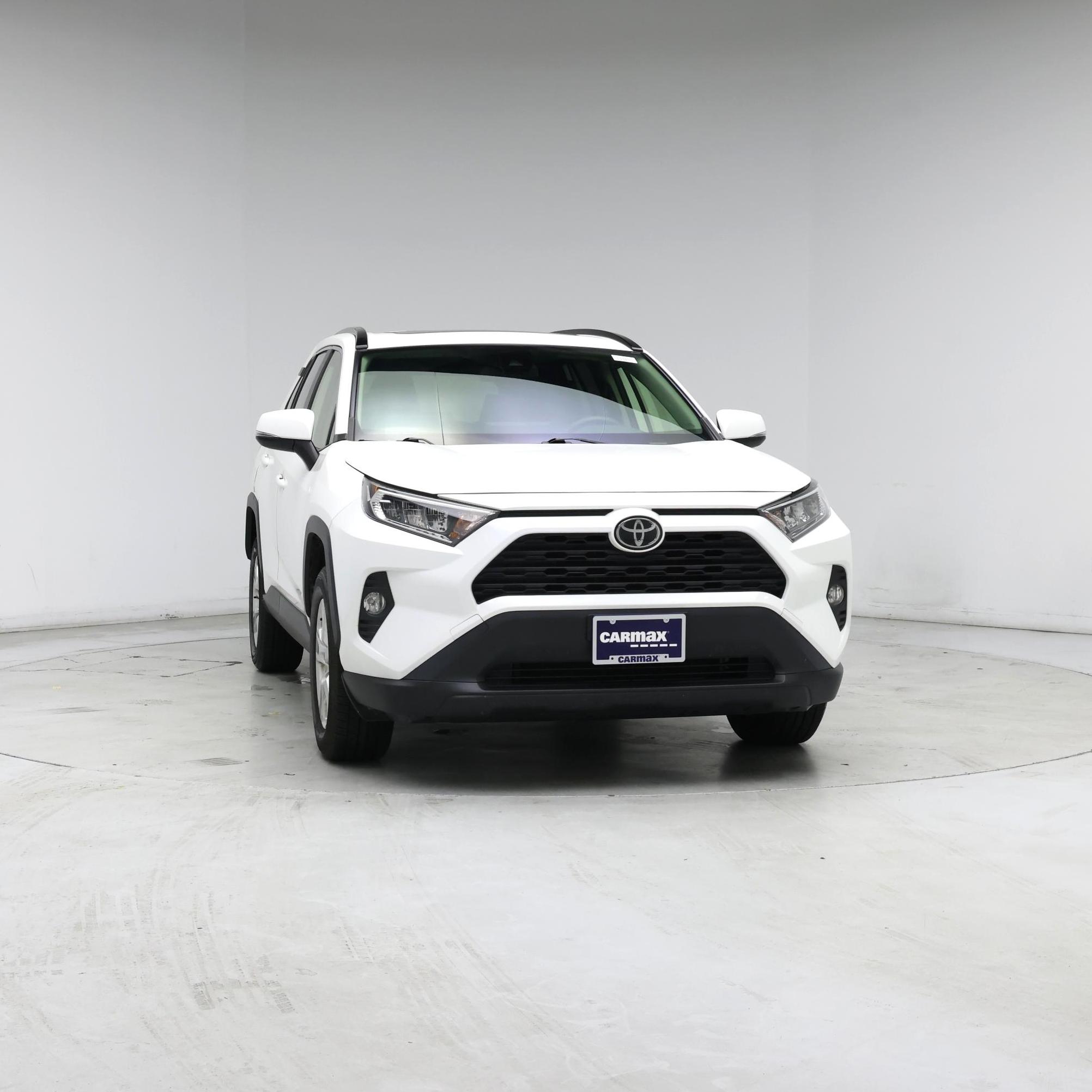Thumbnail: 2019 Toyota RAV4 - 5