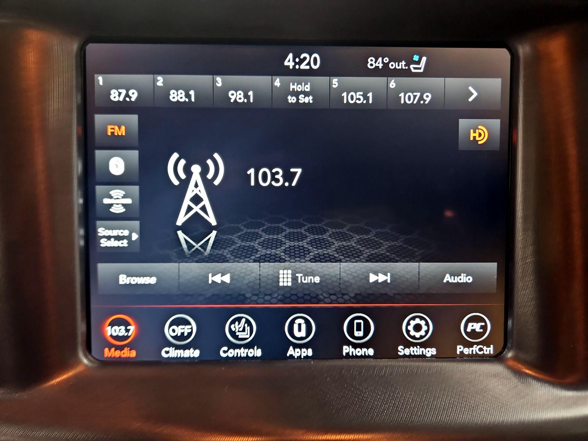 Thumbnail: 2020 Dodge Charger - 15