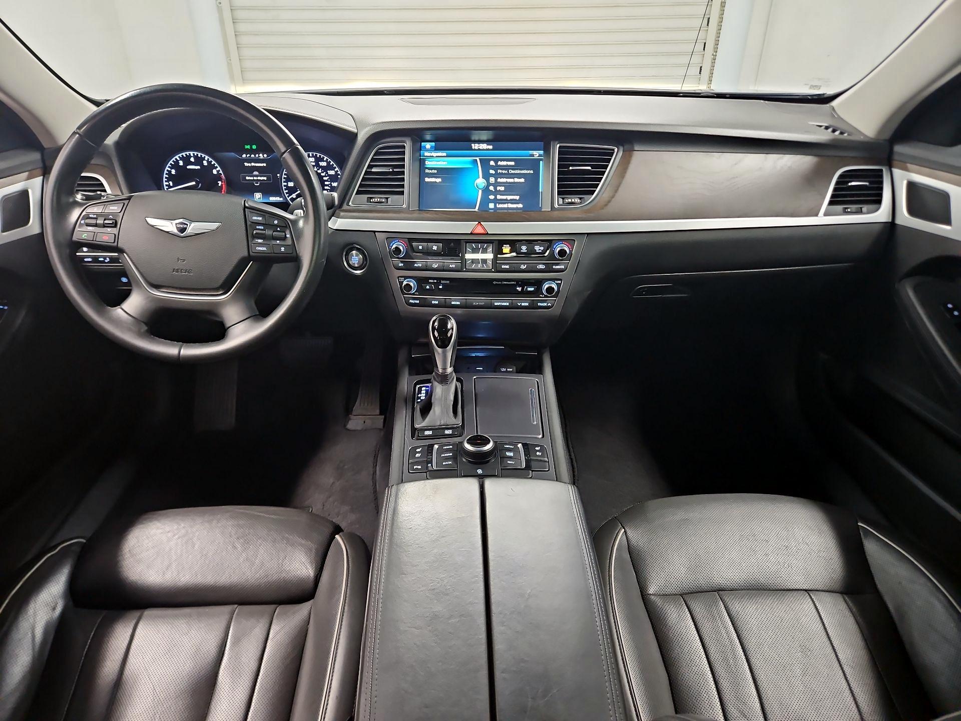 Thumbnail: 2015 Hyundai Genesis - 9