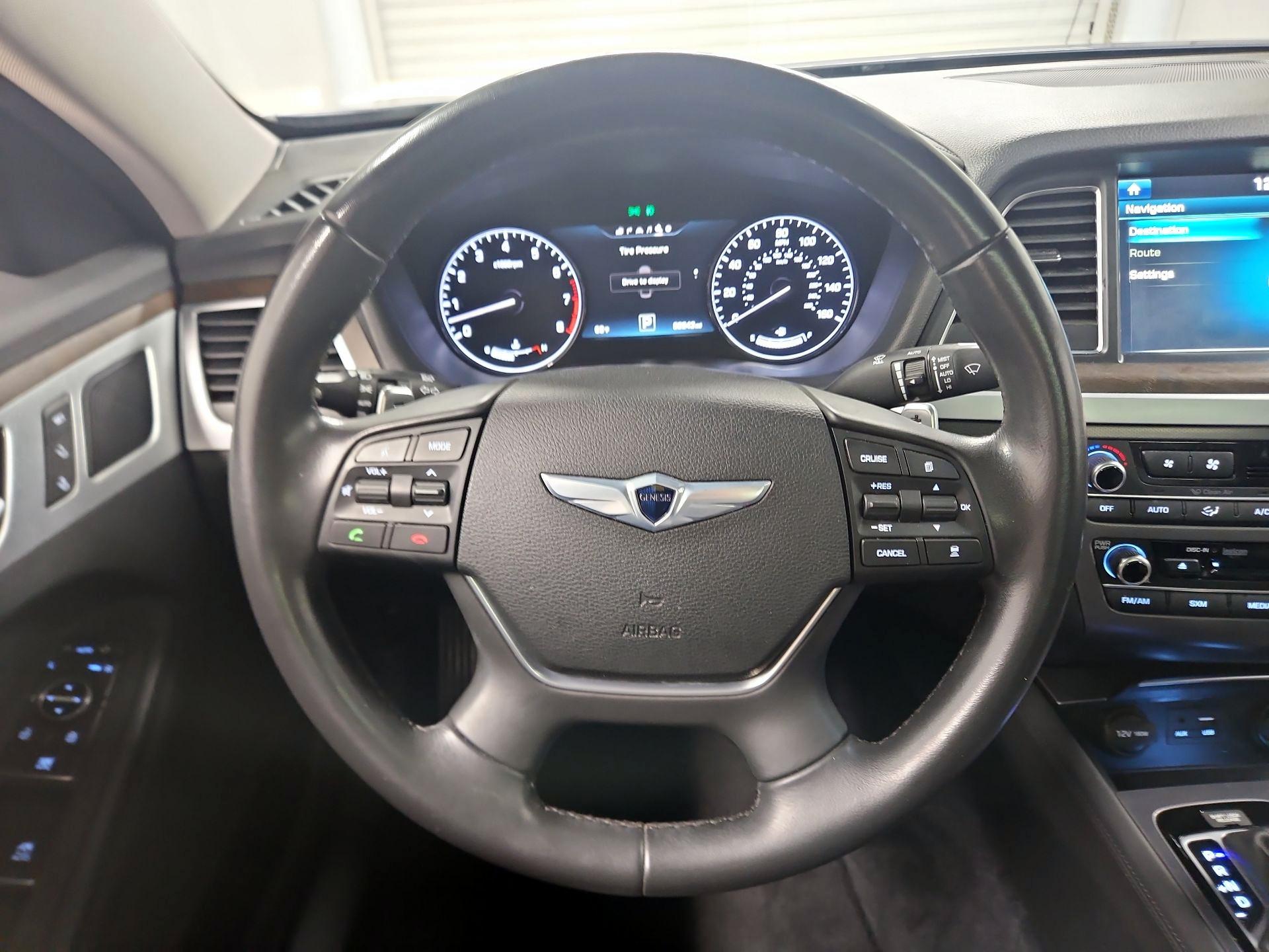 Thumbnail: 2015 Hyundai Genesis - 10