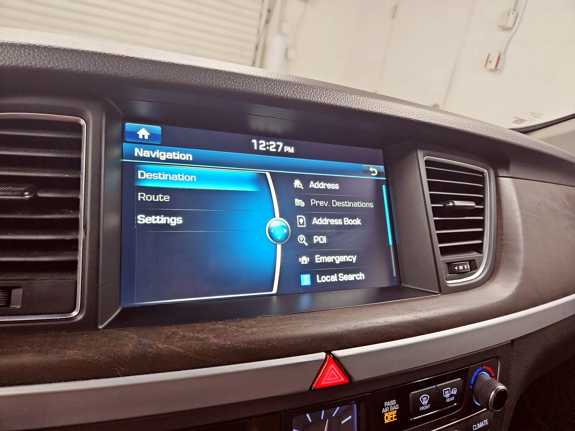 Thumbnail: 2015 Hyundai Genesis - 14